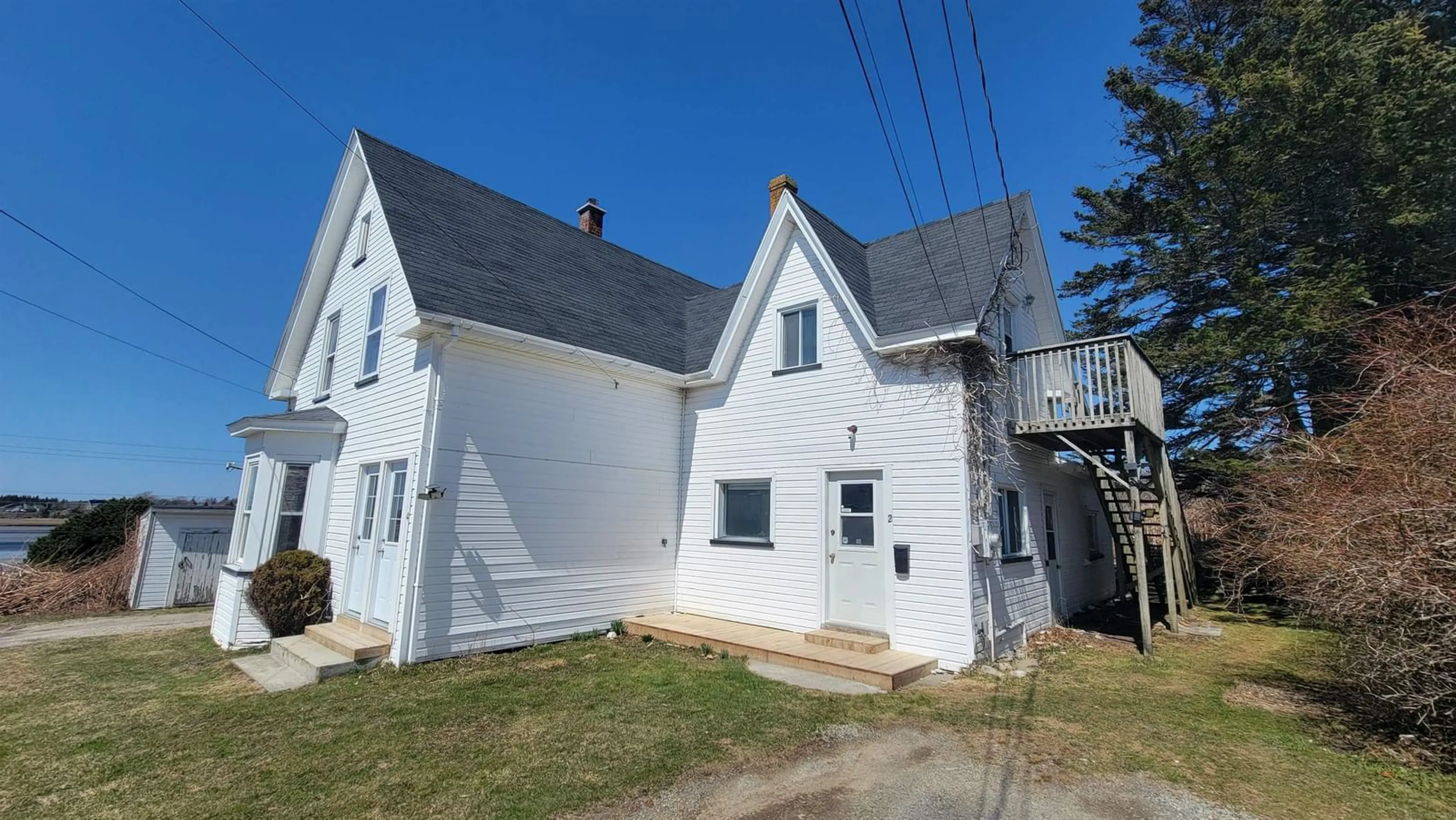 A pic from outside/outdoor area/front of a property/back of a property/a pic from drone, building for 2-4 Baker St, Yarmouth Nova Scotia B5A 2W7