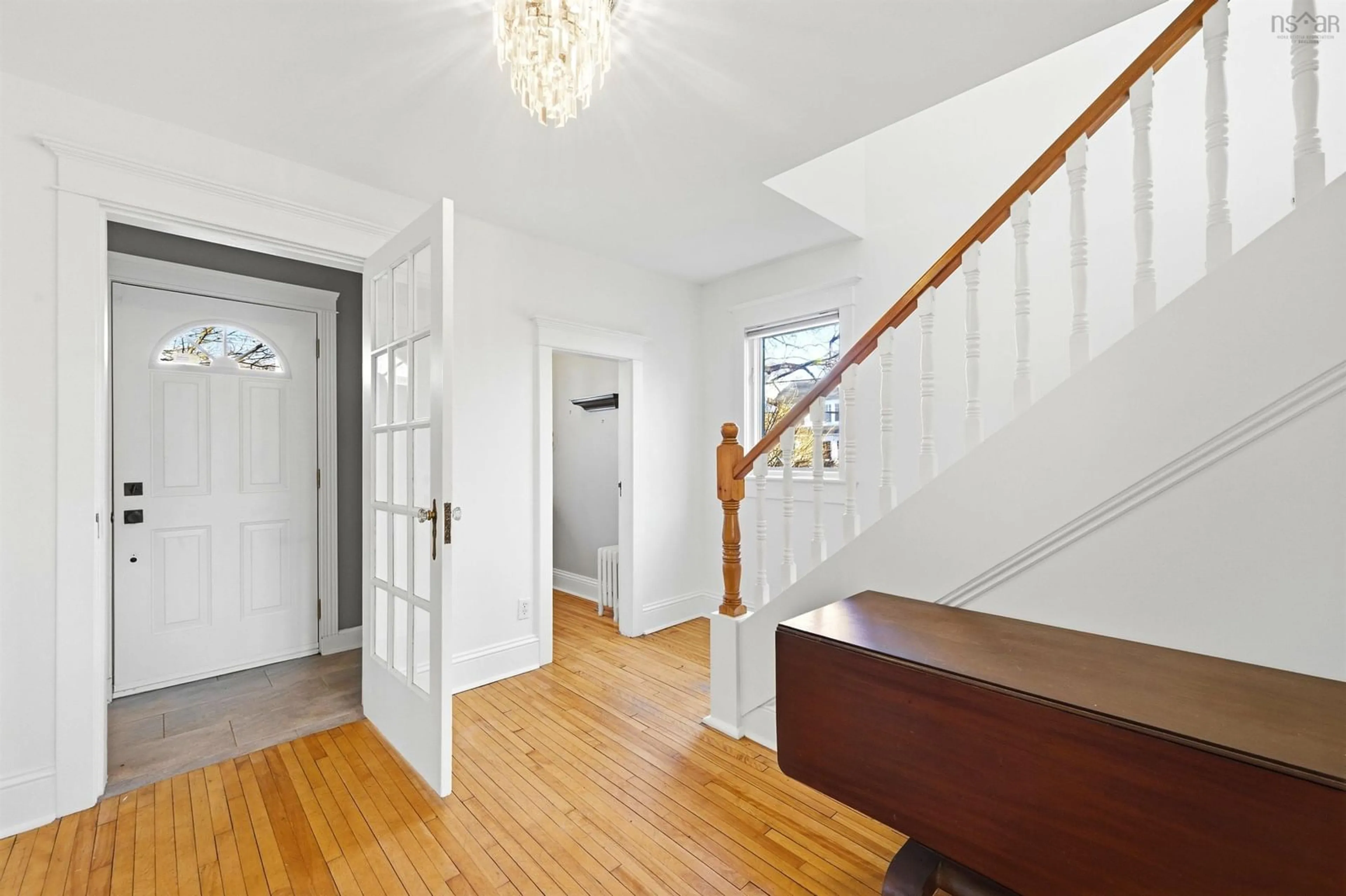 Unknown for 1638 Beech St, Halifax Nova Scotia B3H 4B4