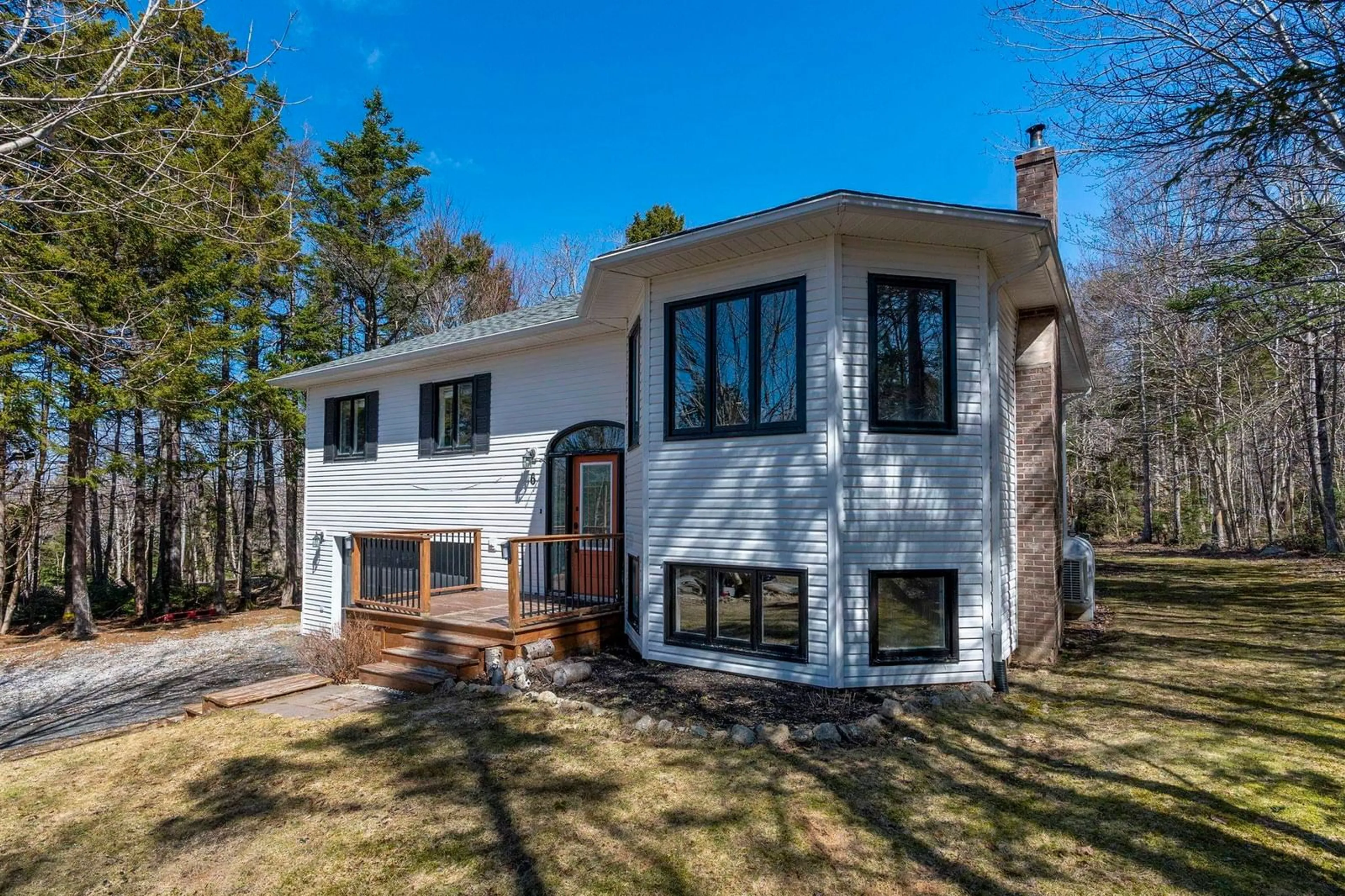 Home with vinyl exterior material, unknown for 6 Evans Dr, Hammonds Plains Nova Scotia B4B 1M8