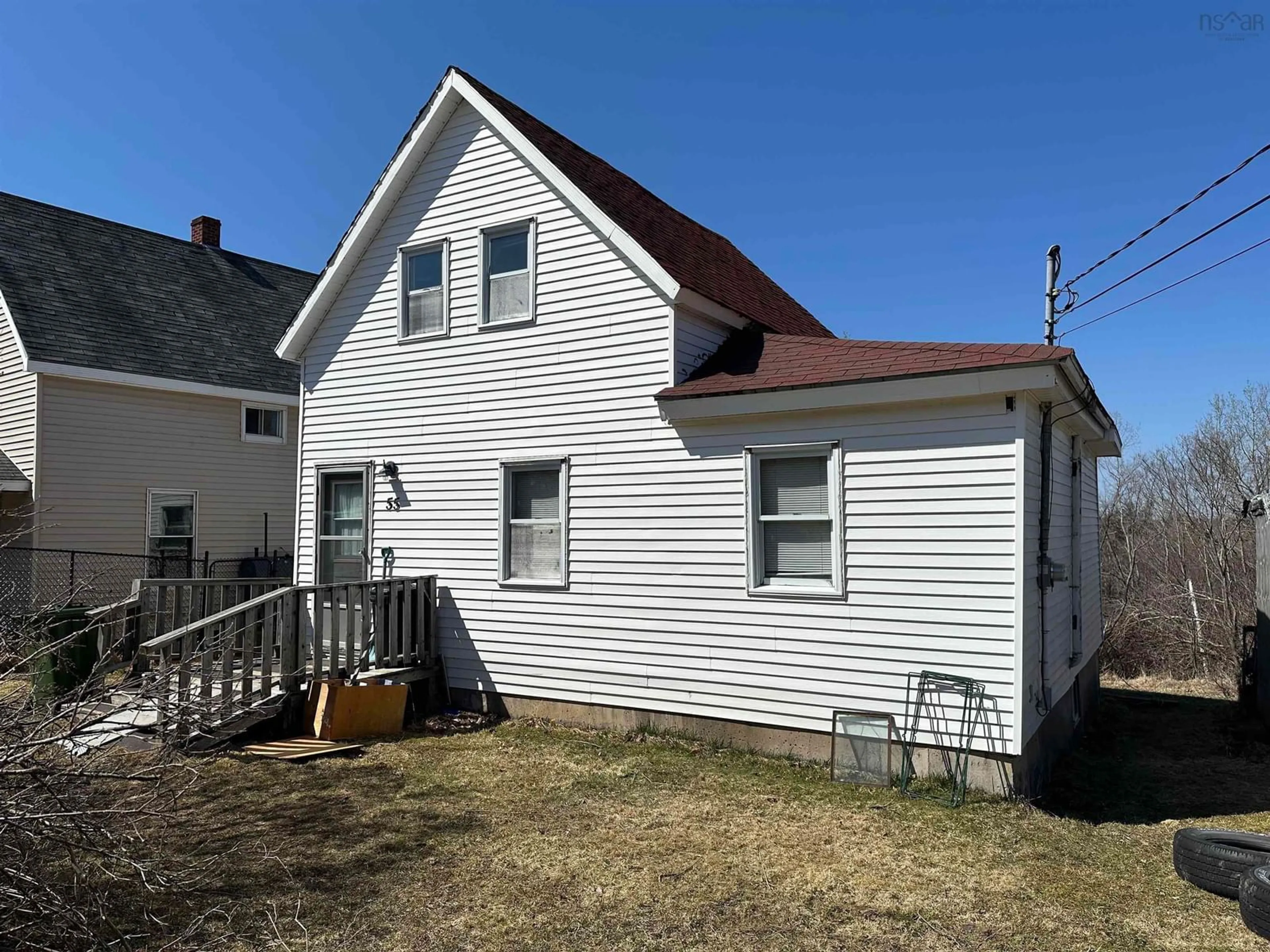 Home with vinyl exterior material, building for 55 First St, Trenton Nova Scotia B0K 1X0