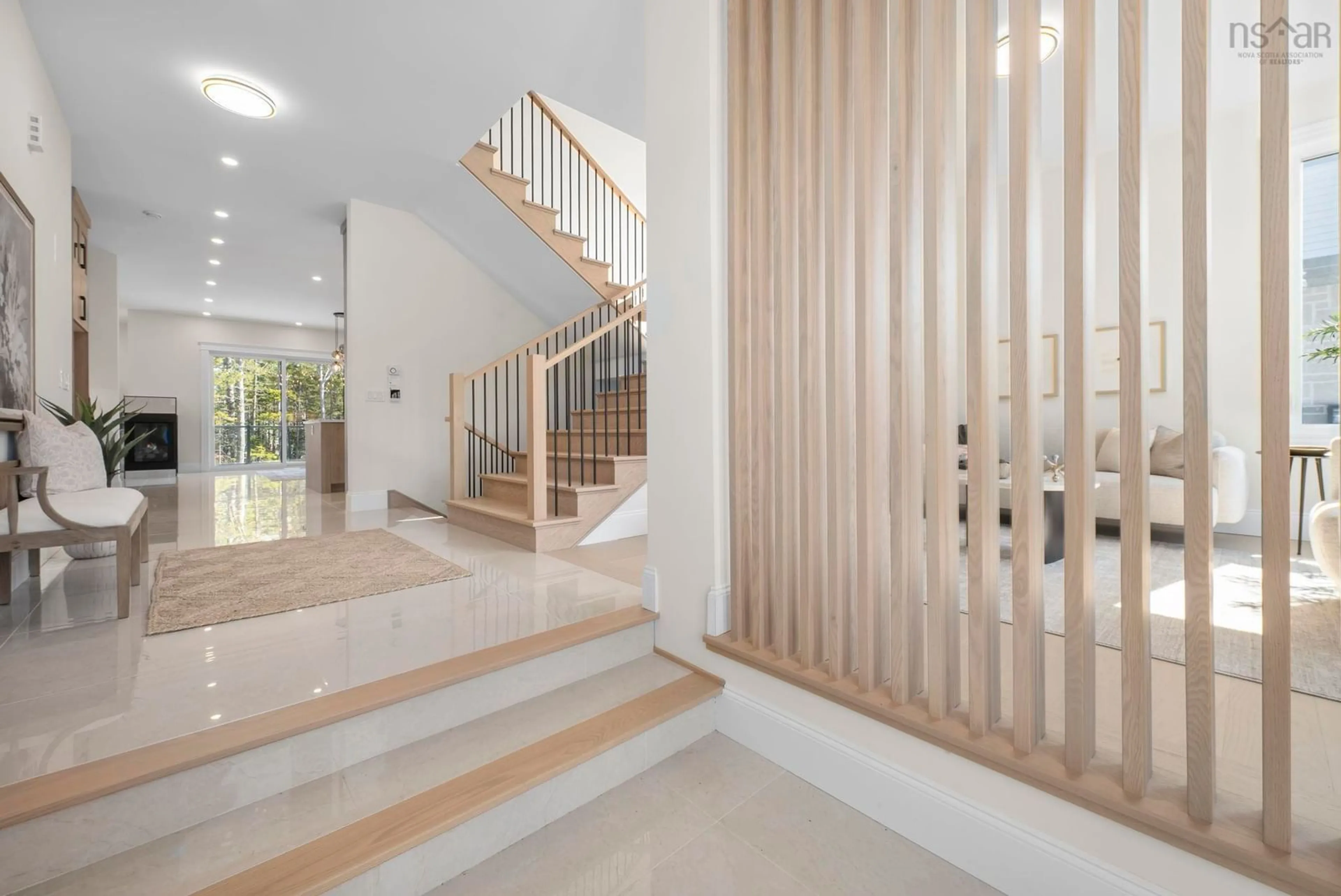 Indoor foyer for 6 Glissade Crt, Bedford Nova Scotia B4B 2K5