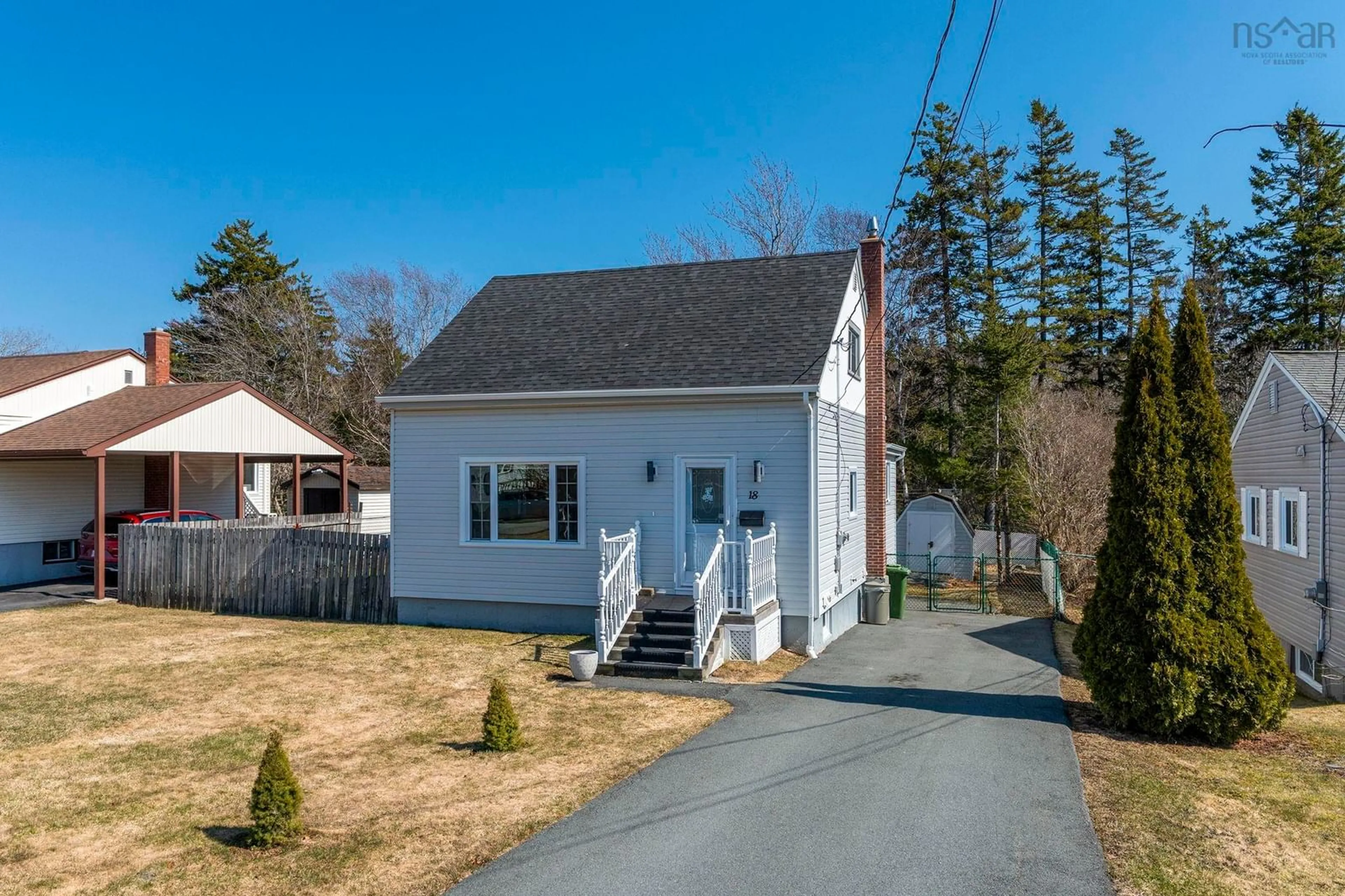 A pic from outside/outdoor area/front of a property/back of a property/a pic from drone, street for 18 Devon Cres, Halifax Nova Scotia B3R 2G3