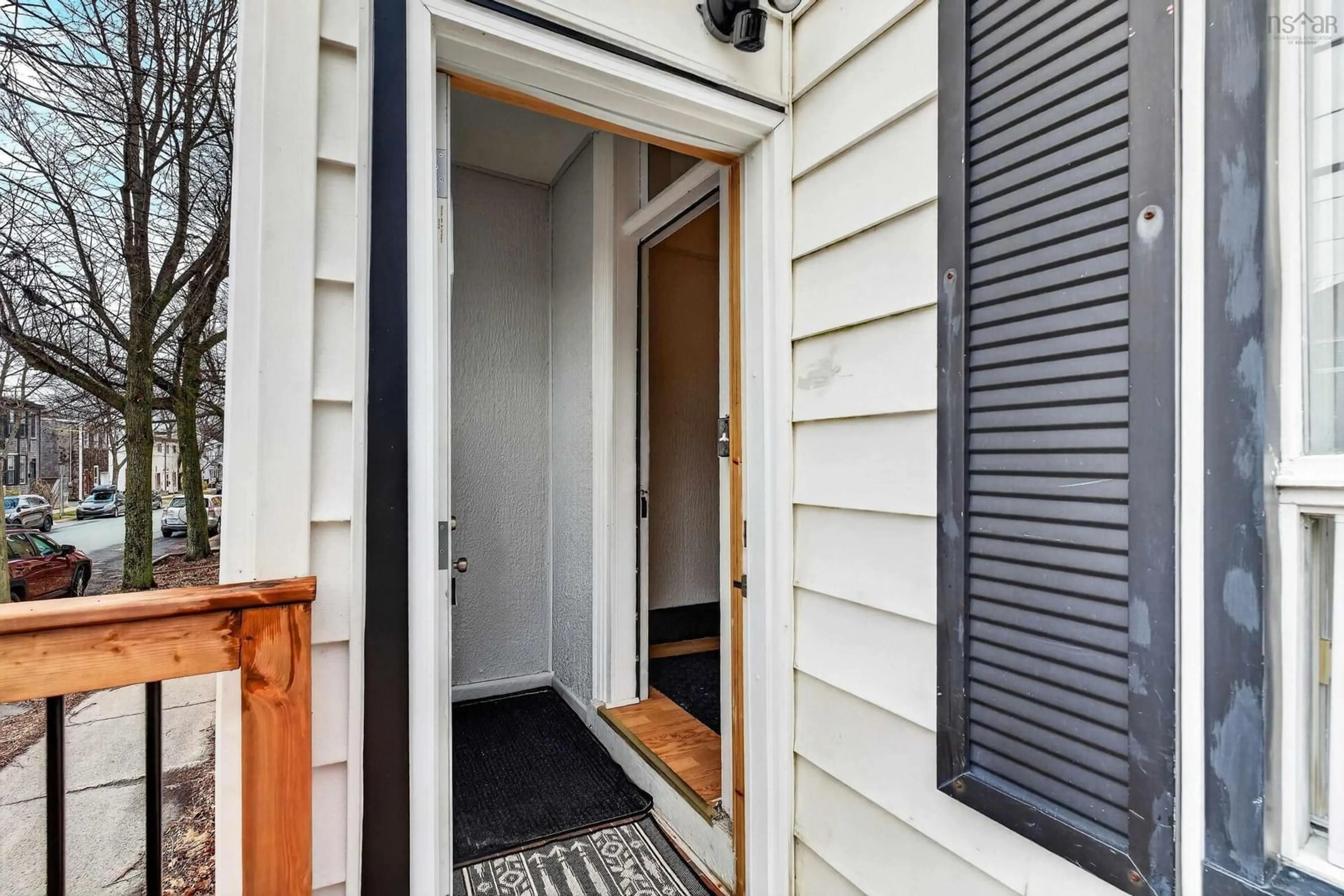 Indoor entryway for 2490 John St, Halifax Nova Scotia B3K 4K7