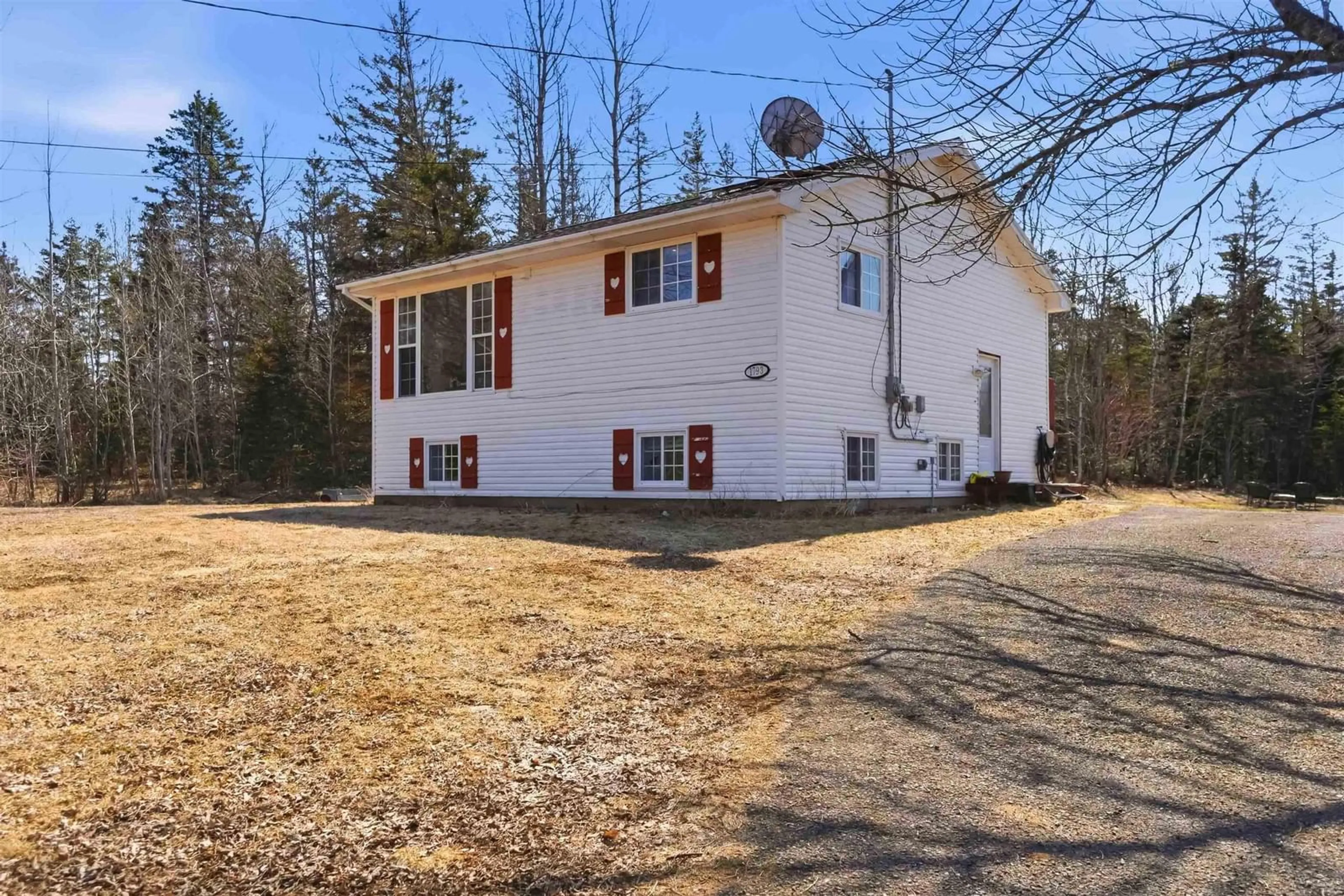 A pic from outside/outdoor area/front of a property/back of a property/a pic from drone, unknown for 1793 Morden Rd, Morden Nova Scotia B0P 1C0