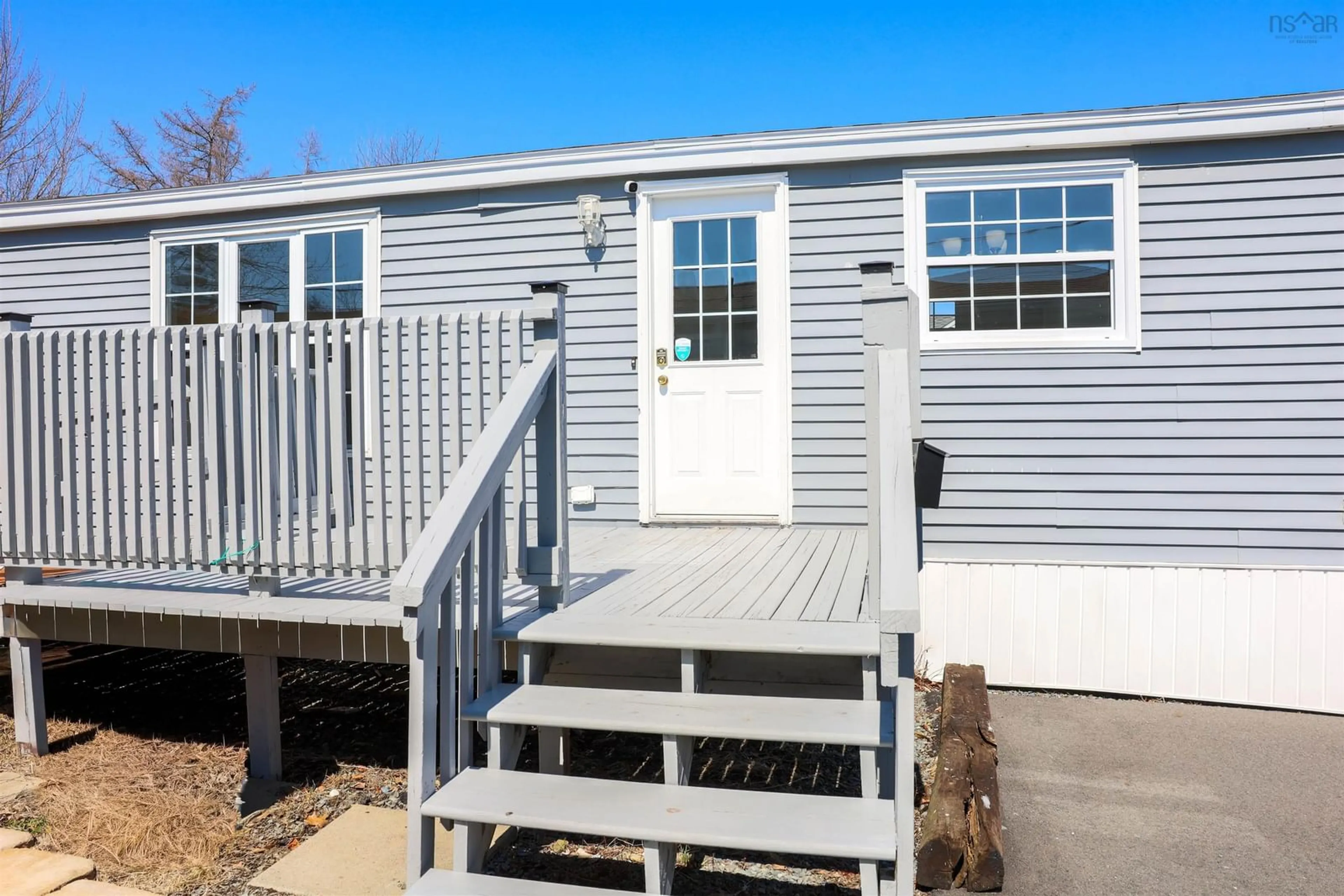 Home with vinyl exterior material, unknown for 6 Apple St, Dartmouth Nova Scotia B2W 4W2