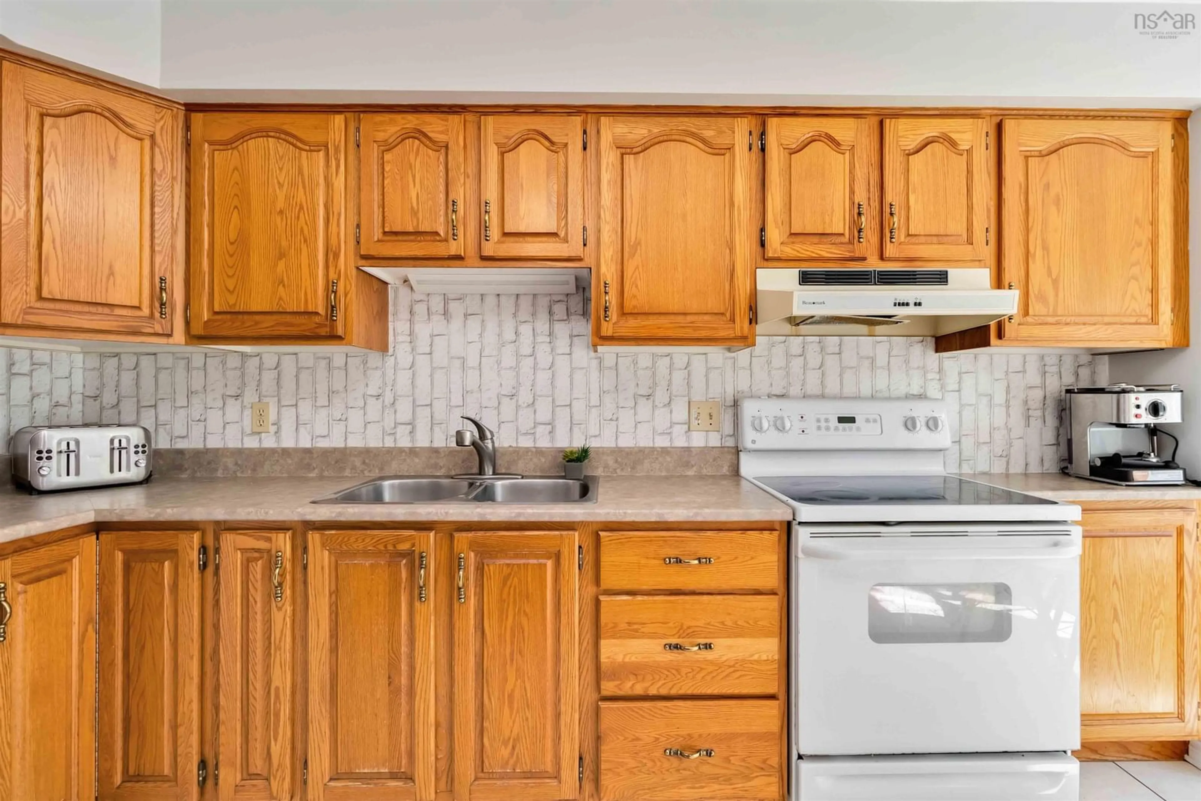 Standard kitchen, unknown for 34 Trailwood Pl, Halifax Nova Scotia B3M 3Y1