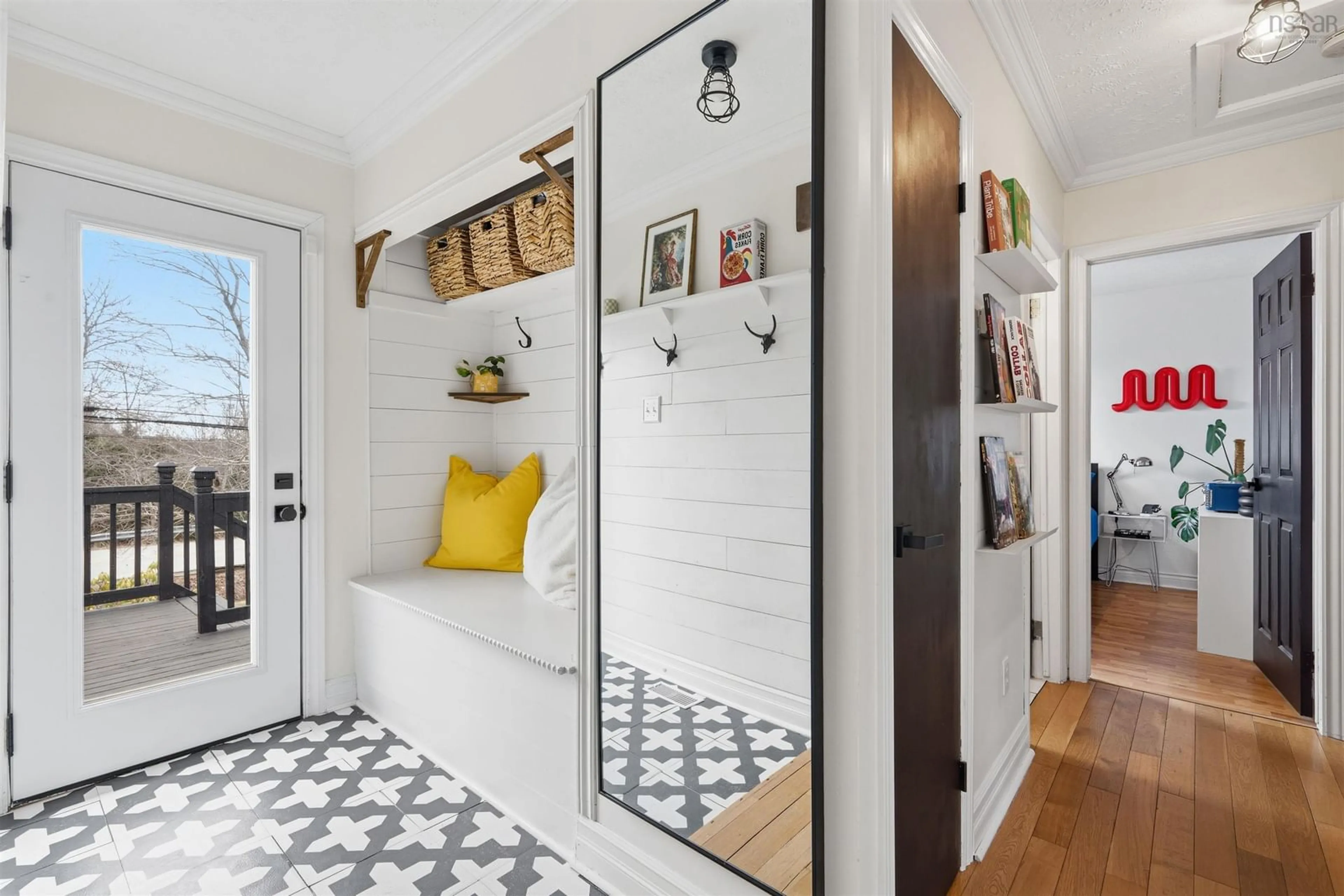 Indoor entryway for 3047 Highway 7, Lake Echo Nova Scotia B3E 1A8