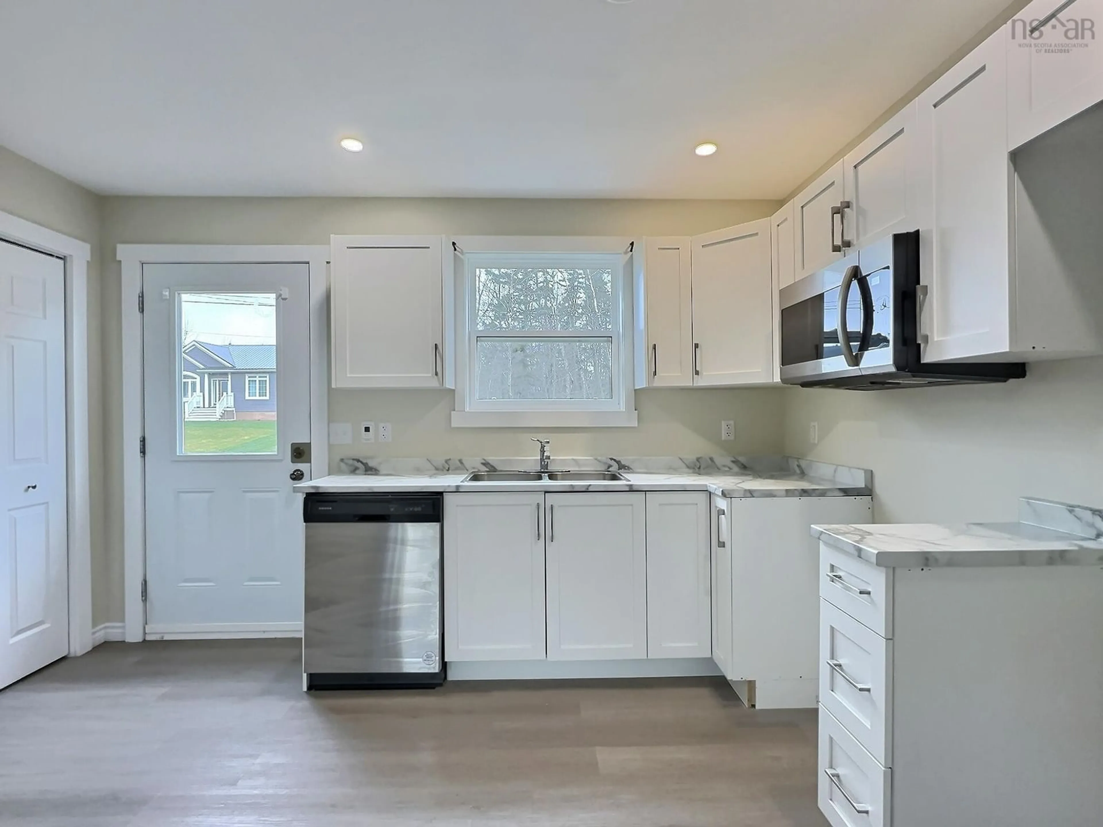 Open concept kitchen, unknown for 530 Sunset Ave, Oxford Nova Scotia B0M 1P0