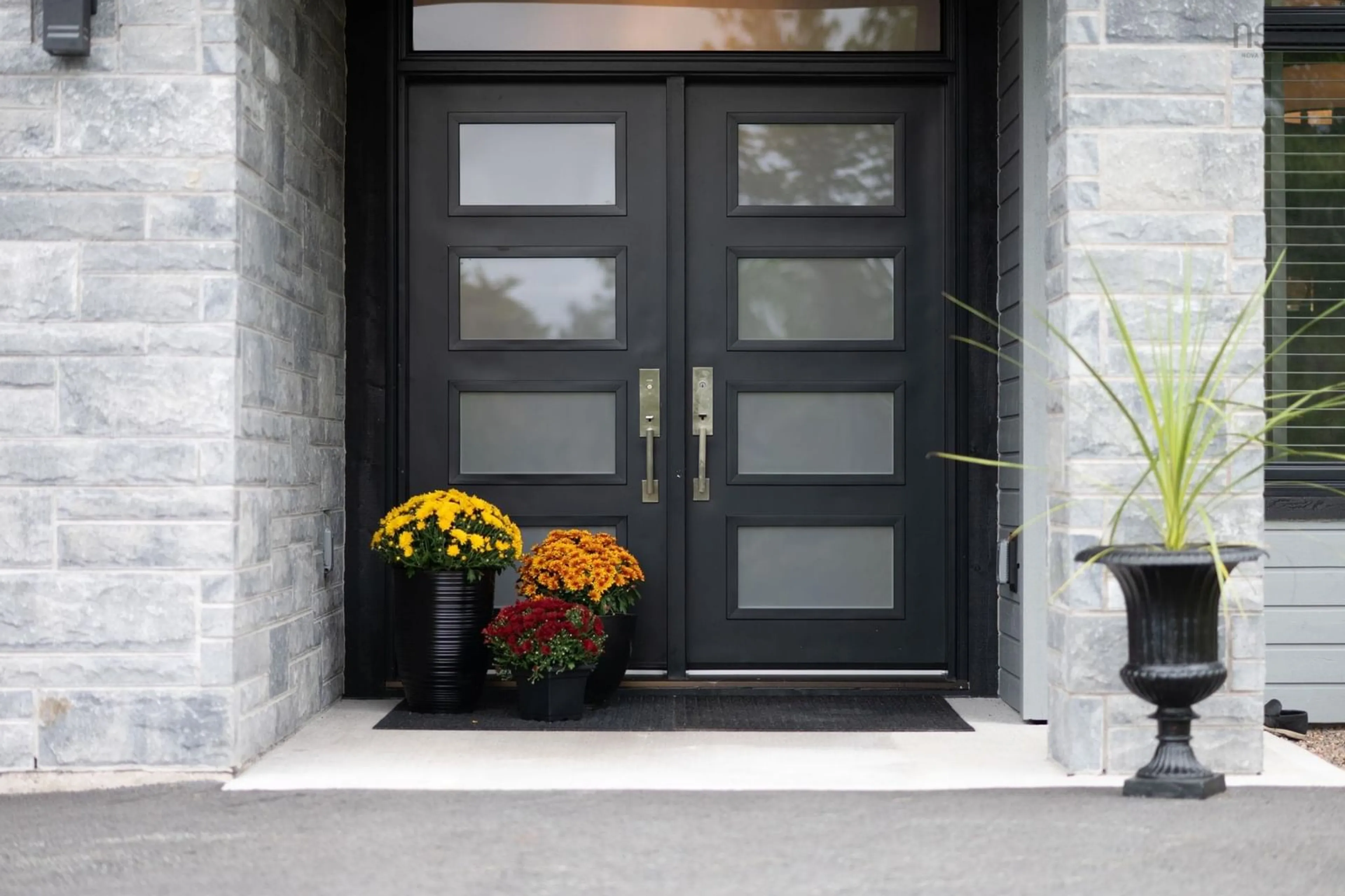 Indoor entryway for 10 Hawkins Dr, Hubley Nova Scotia B3Z 1B6