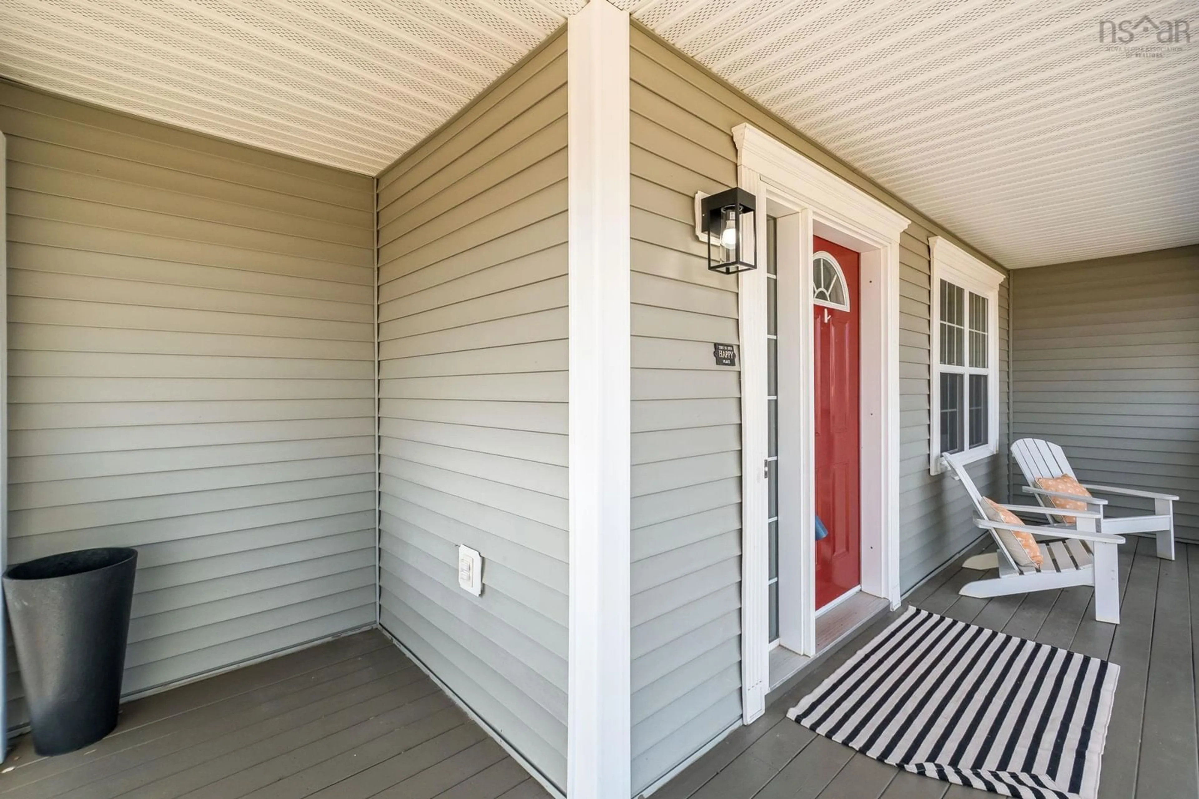 Home with vinyl exterior material, street for 428 Hemlock Dr, Tantallon Nova Scotia B3Z 0B5