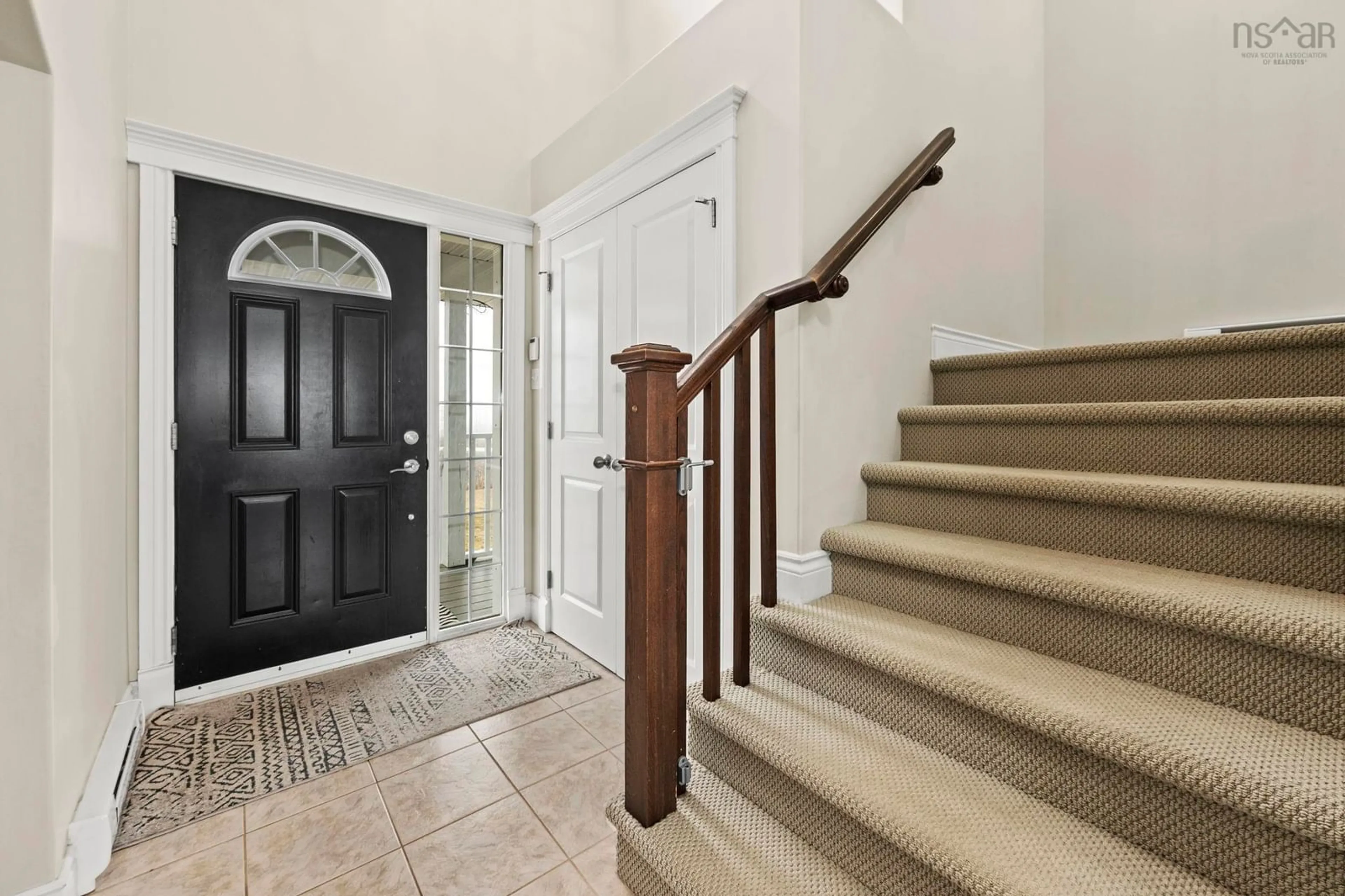 Indoor entryway for 428 Hemlock Dr, Tantallon Nova Scotia B3Z 0B5