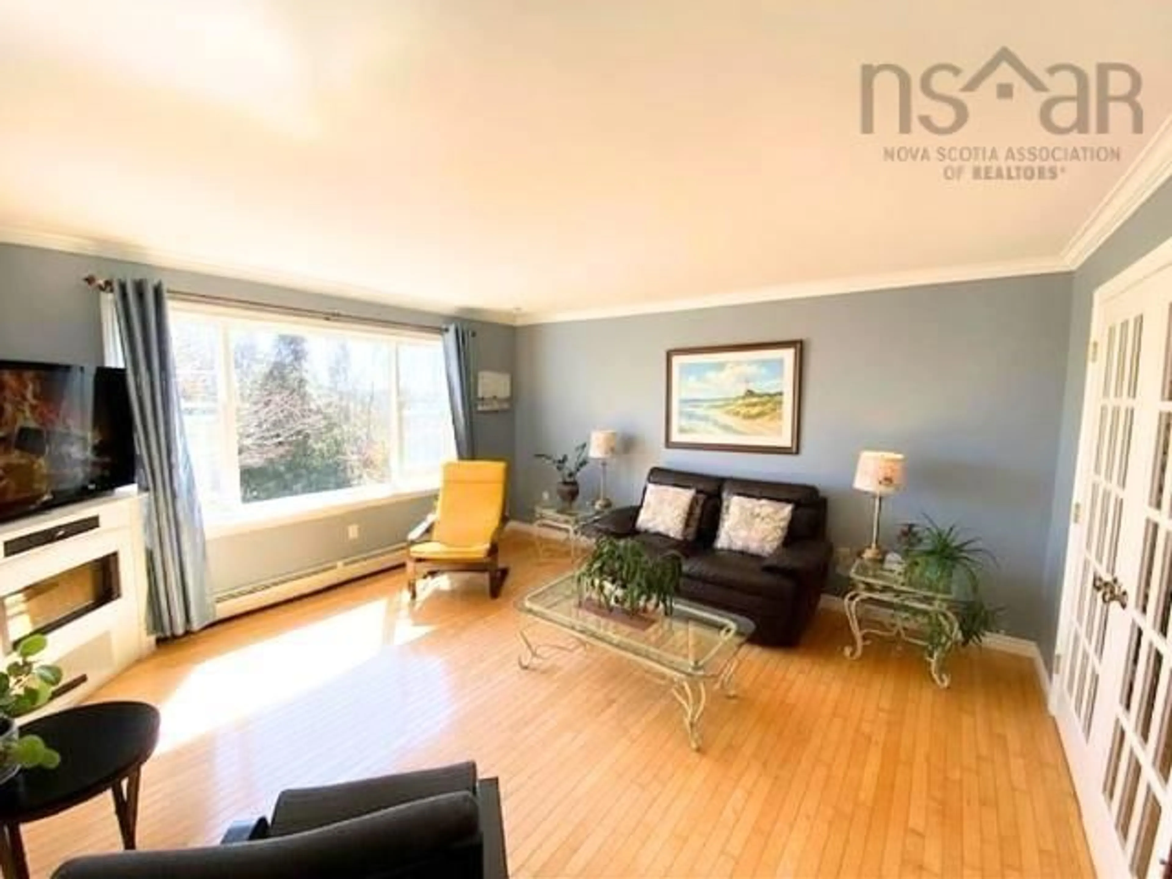 Living room with furniture, wood/laminate floor for 80 Rivendale Dr, Beaver Bank Nova Scotia B4G 1G2