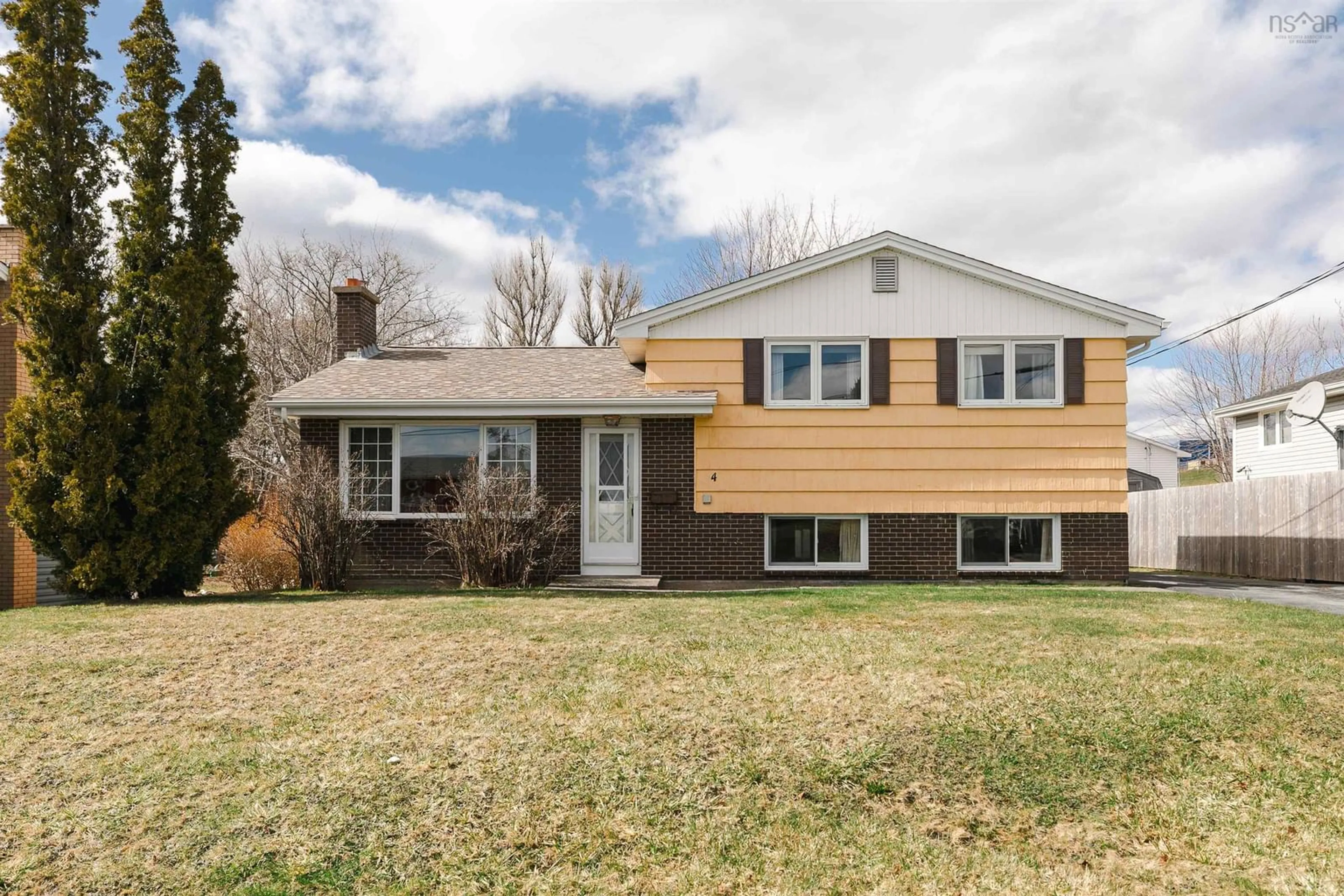 Home with vinyl exterior material, street for 4 Shawinigan Rd, Dartmouth Nova Scotia B2W 3A2