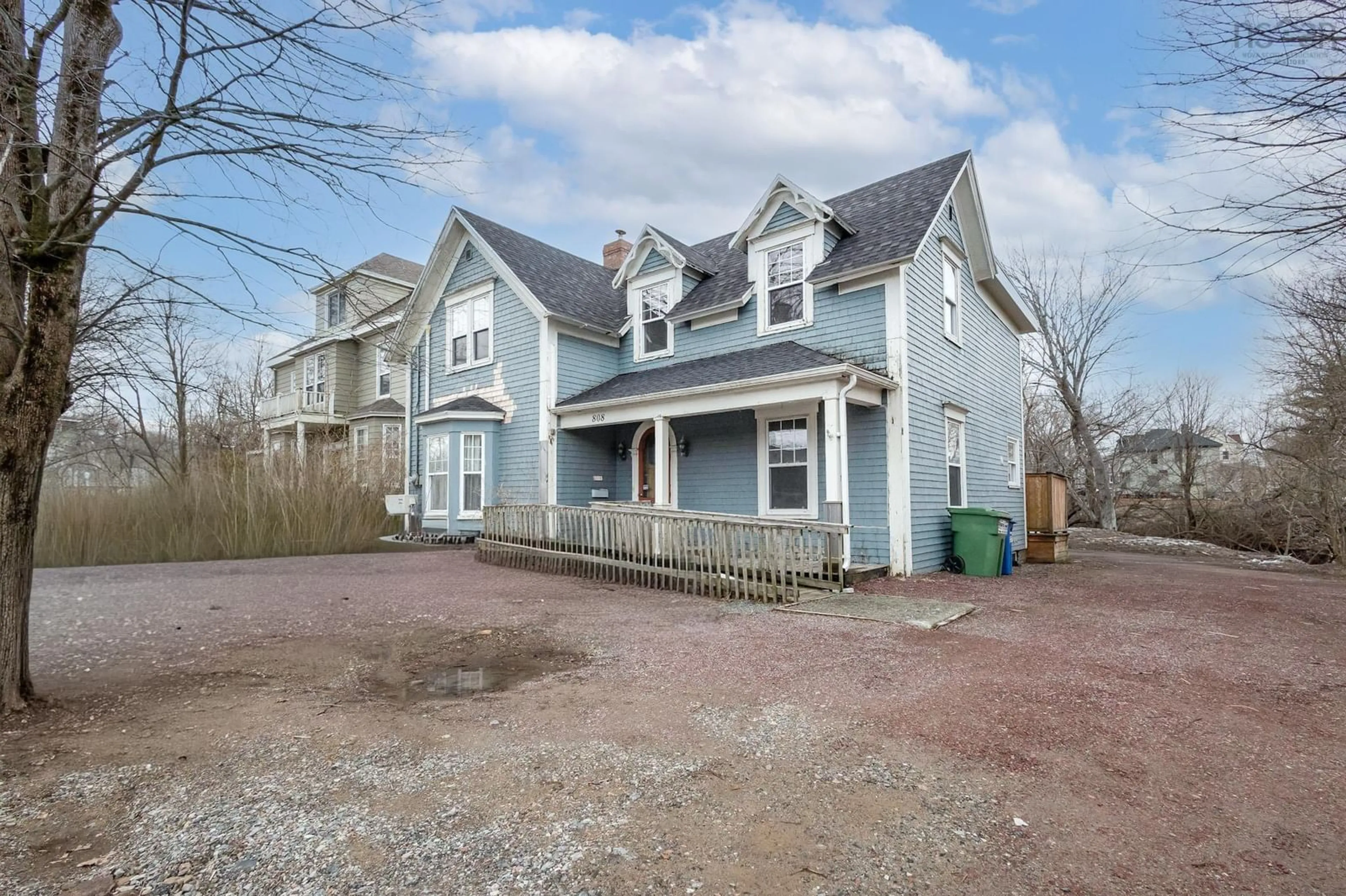 Unknown for 808 George St, Sydney Nova Scotia B1P 1L6