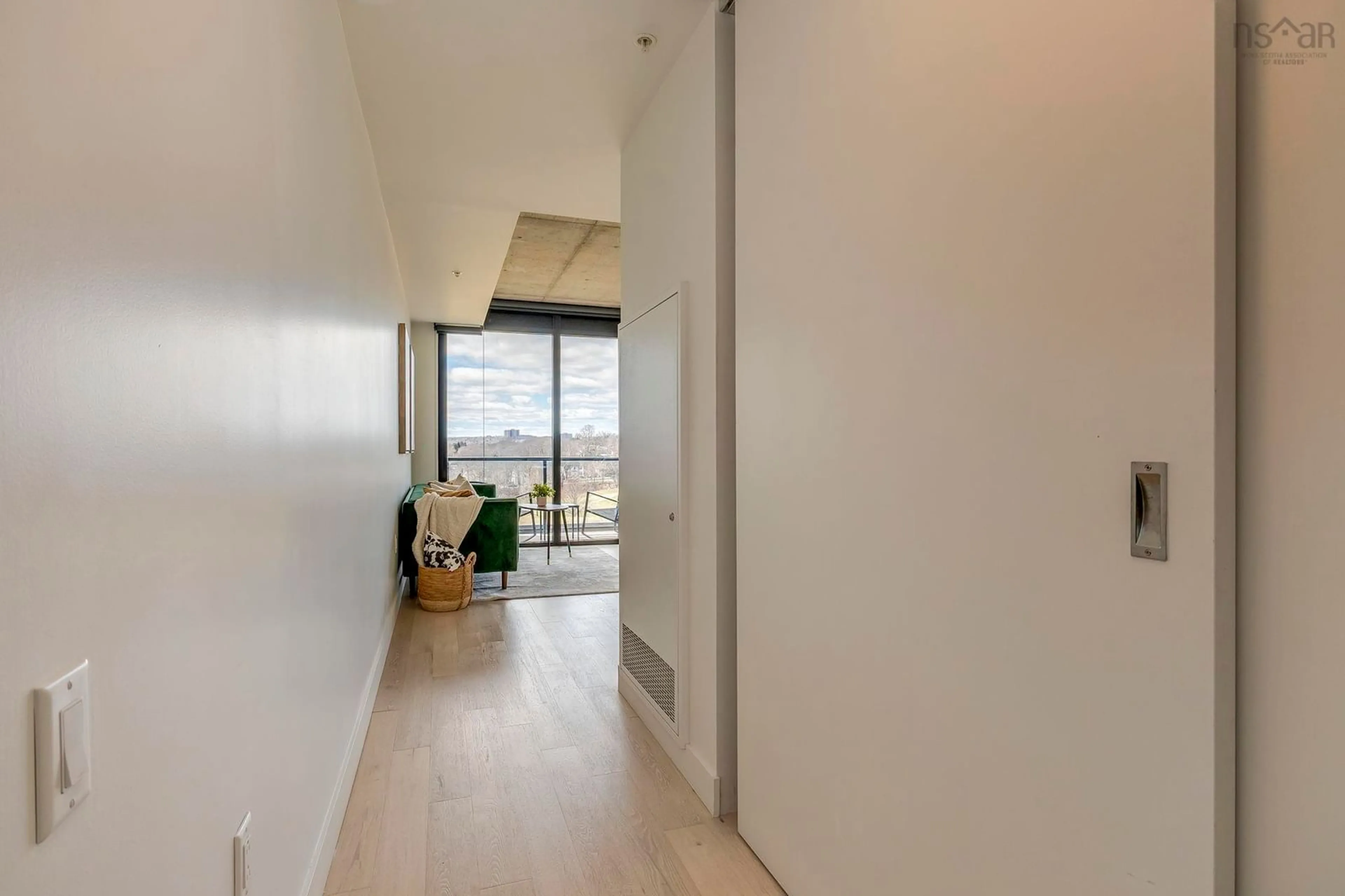 Unknown for Wellington St #804, Halifax Nova Scotia B3H 0C2