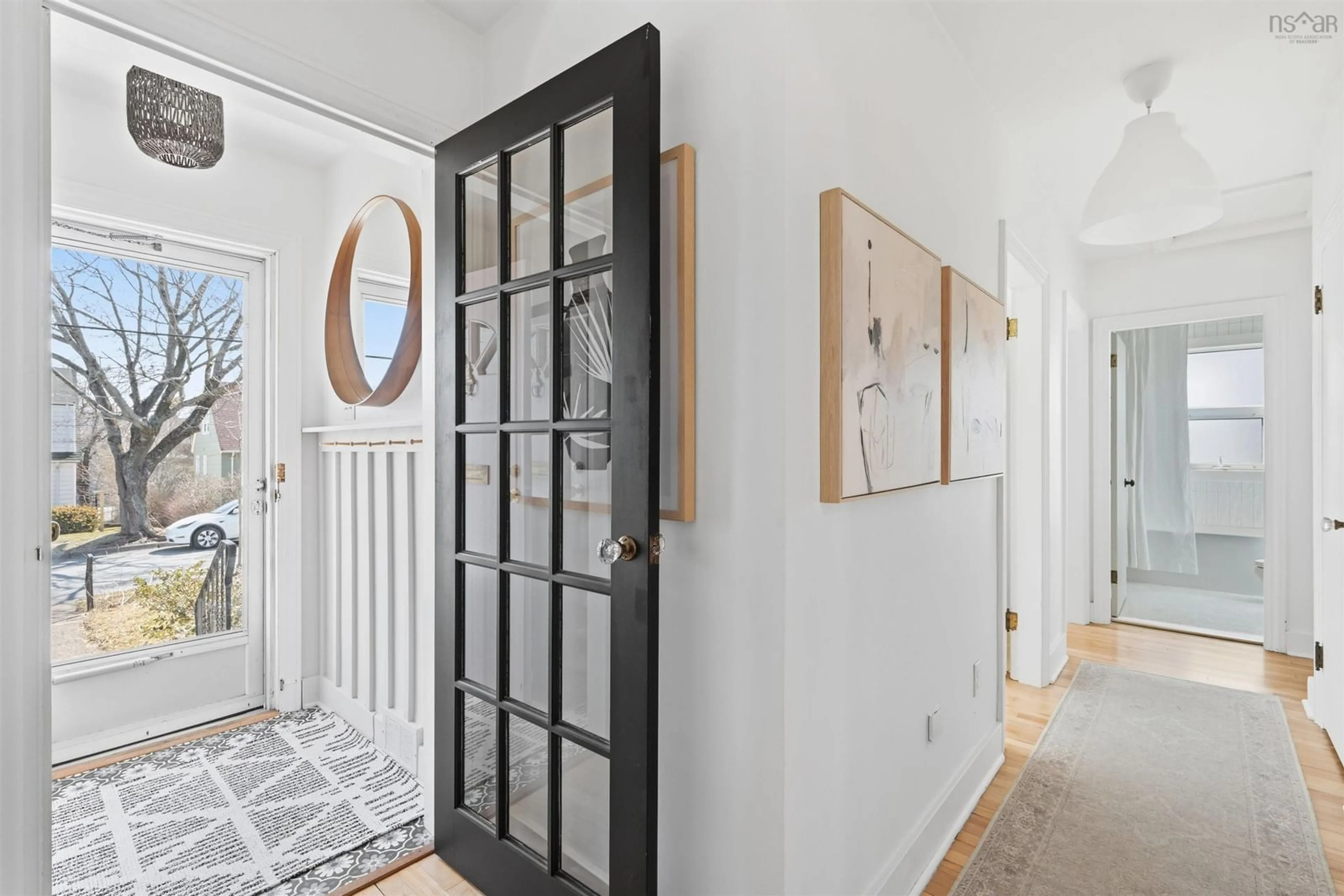 Indoor entryway for 3470 Rowe Ave, Halifax Nova Scotia B3L 4C7