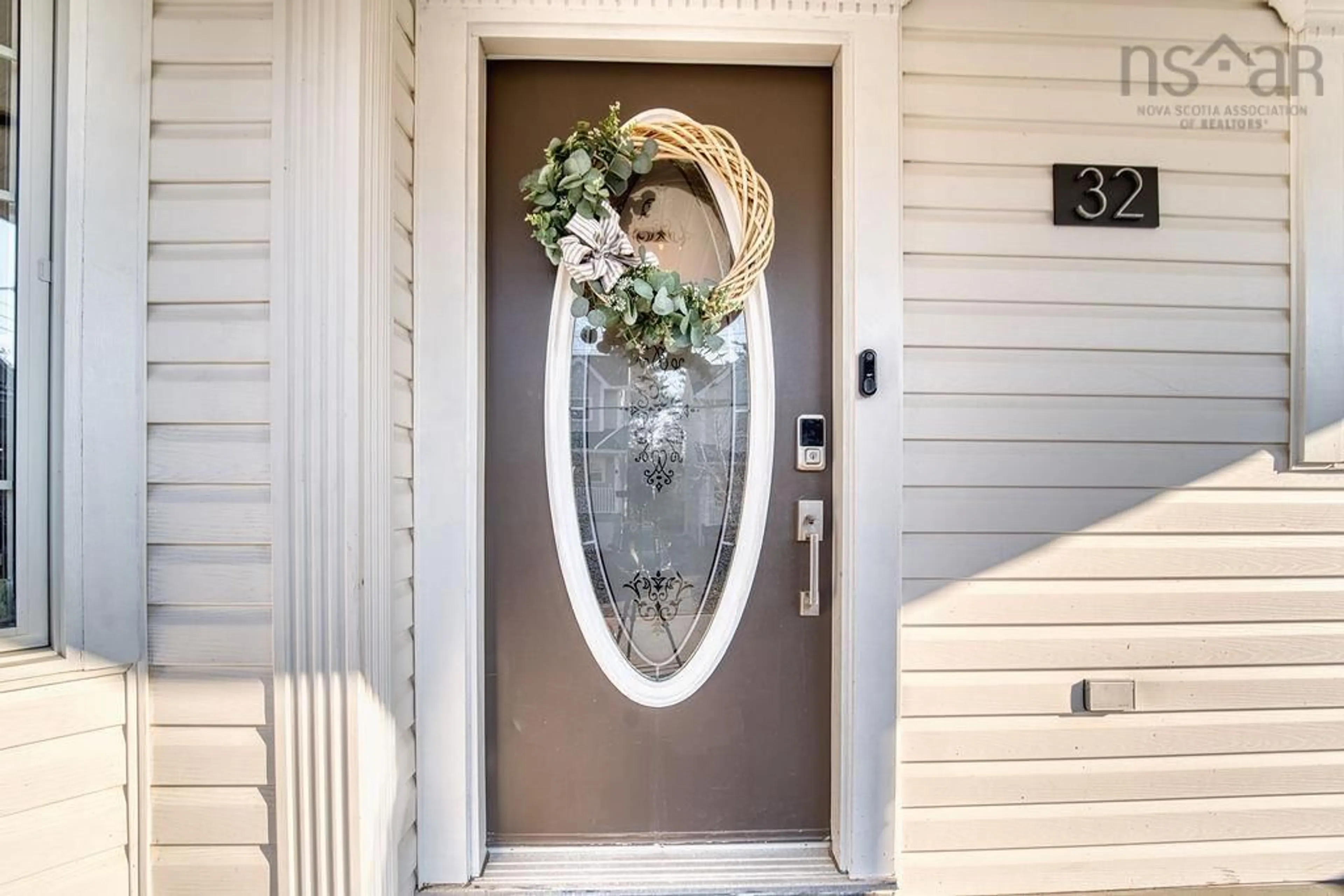 Indoor entryway for 32 James Winfield Lane, Bedford Nova Scotia B4A 4C3