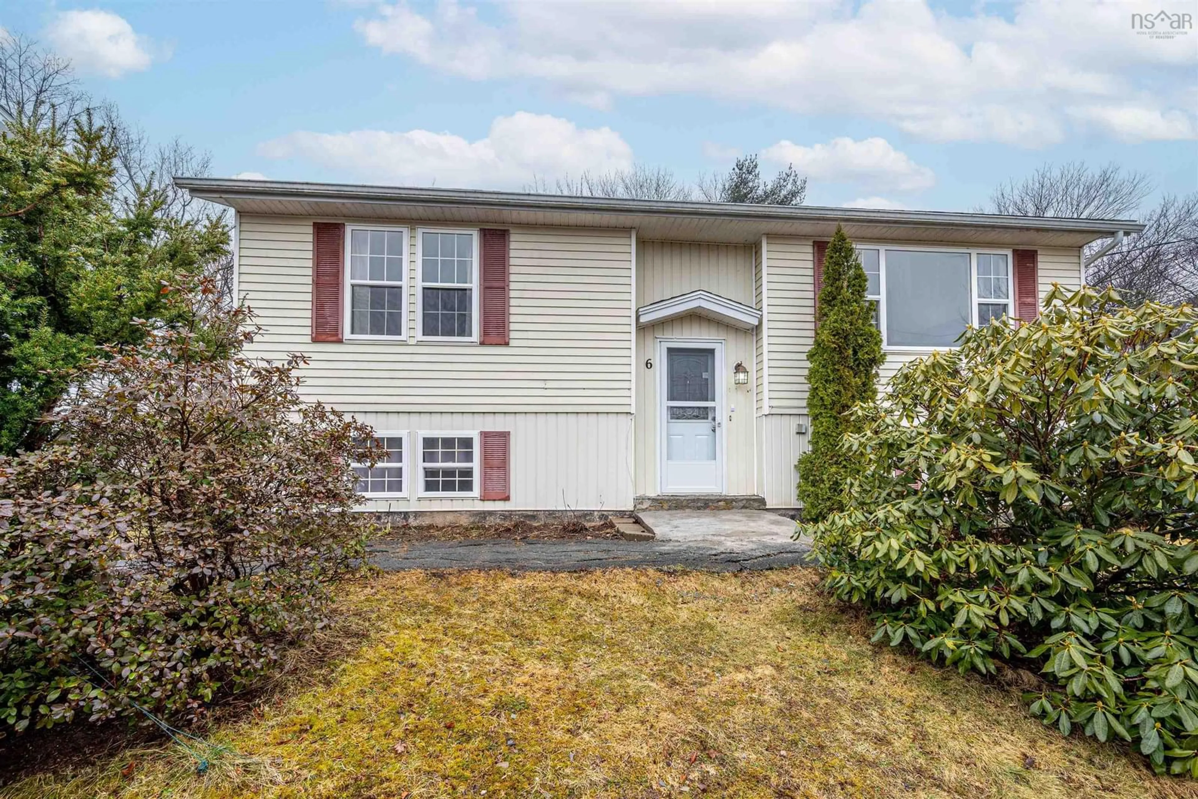 Home with vinyl exterior material, street for 6 Granby Crt, Halifax Nova Scotia B3R 2M7