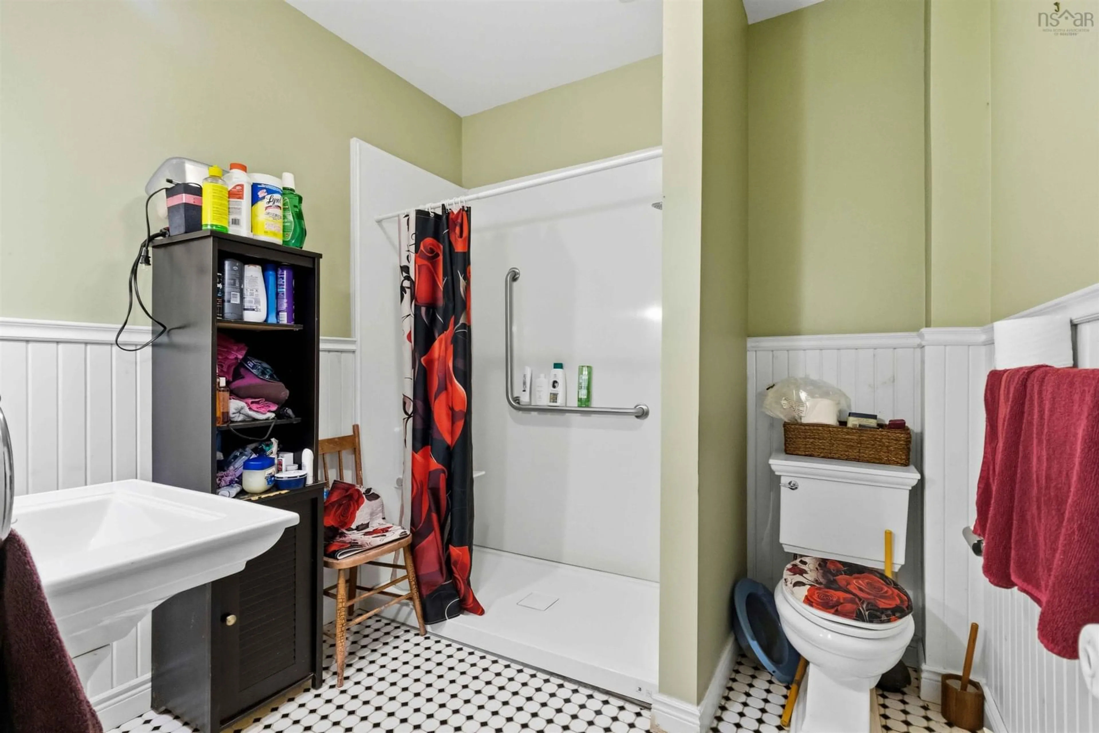 Standard bathroom, ceramic/tile floor for 9773 Highway 8, Caledonia Nova Scotia B0T 1H0