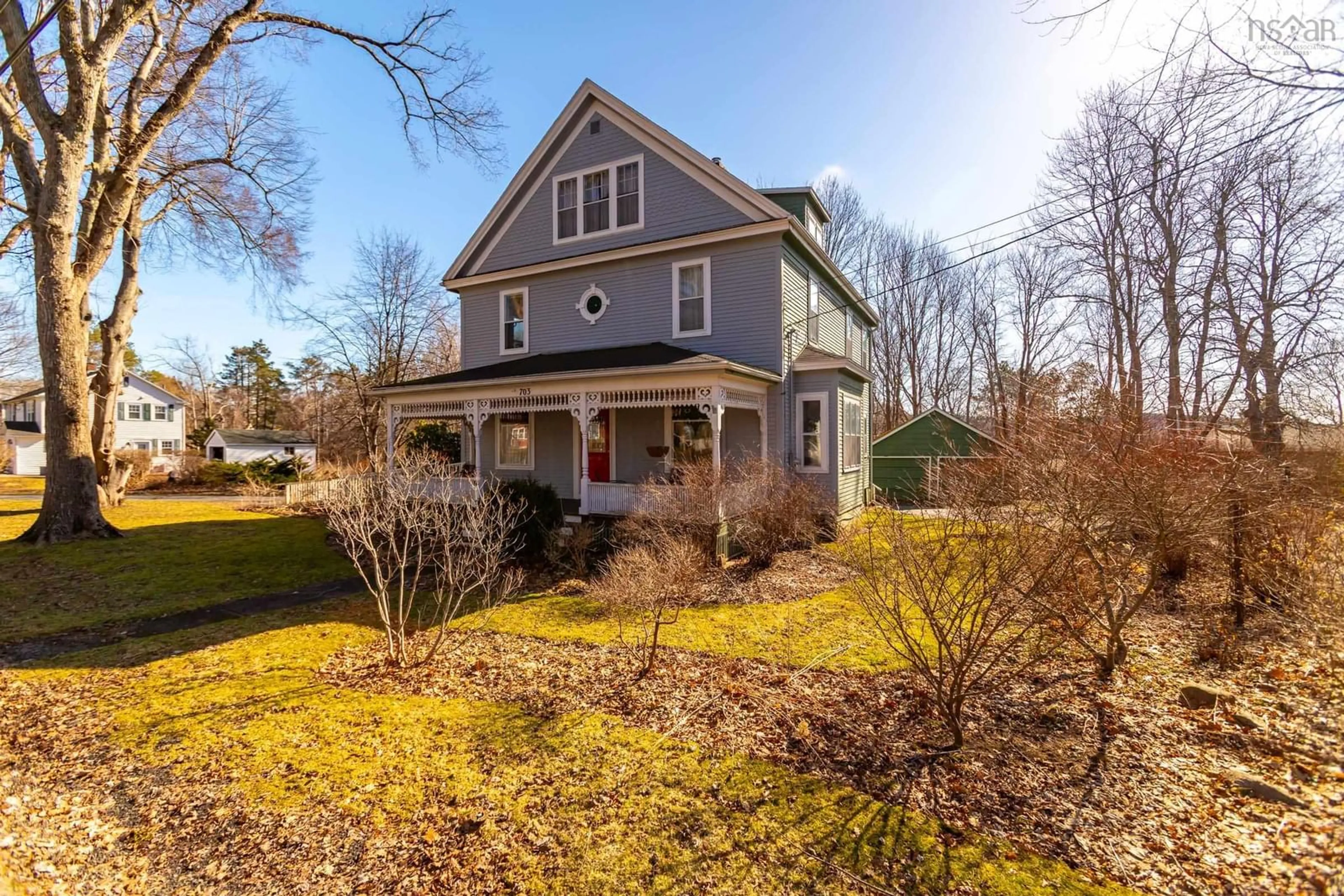 A pic from outside/outdoor area/front of a property/back of a property/a pic from drone, street for 703 Saint George St, Annapolis Royal Nova Scotia B0S 1A0