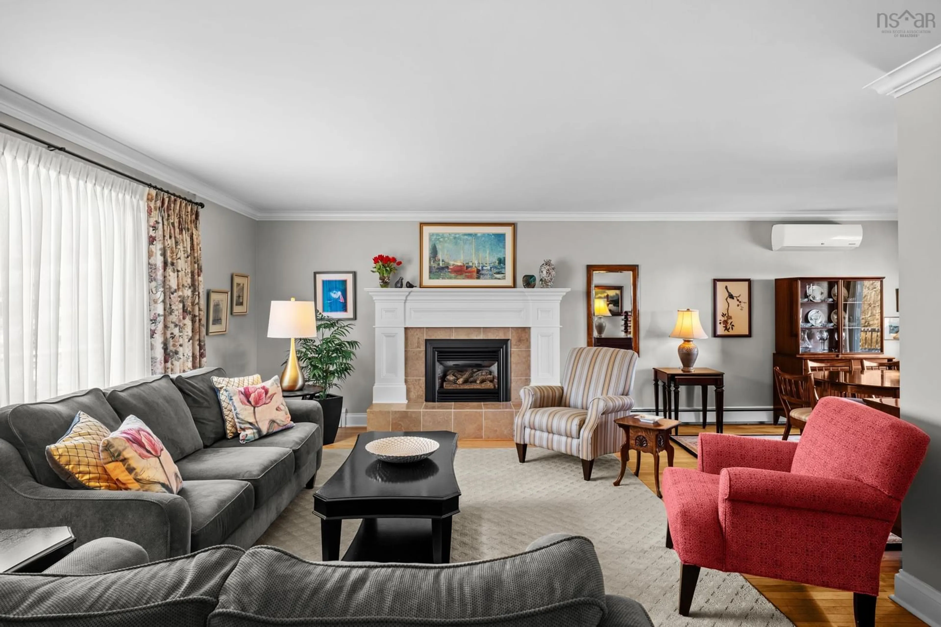 Living room with furniture, unknown for 43 Tremont St, Dartmouth Nova Scotia B2Y 1X1