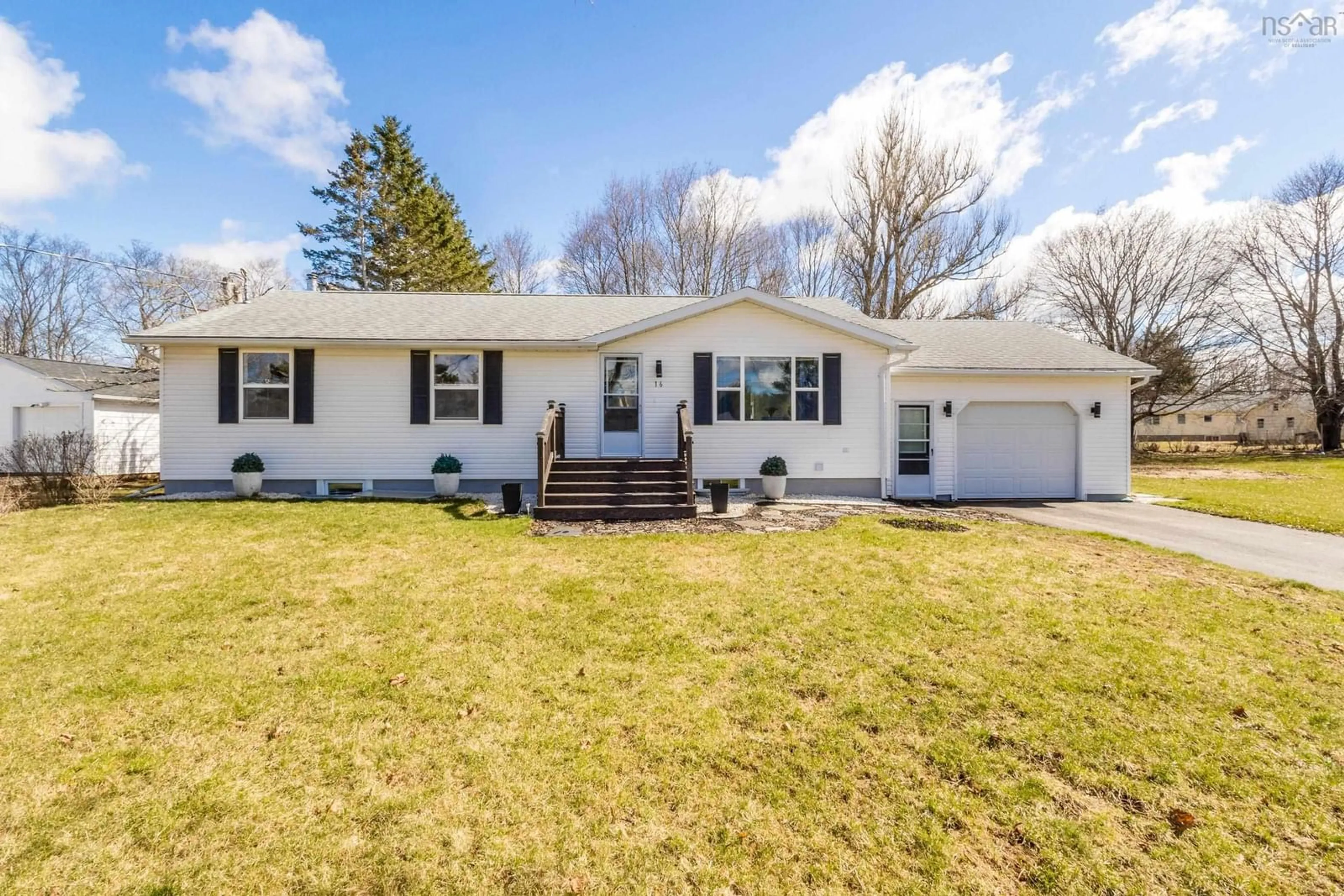 Home with vinyl exterior material, street for 16 Hillcrest Ave, Nictaux Nova Scotia B0S 1P0