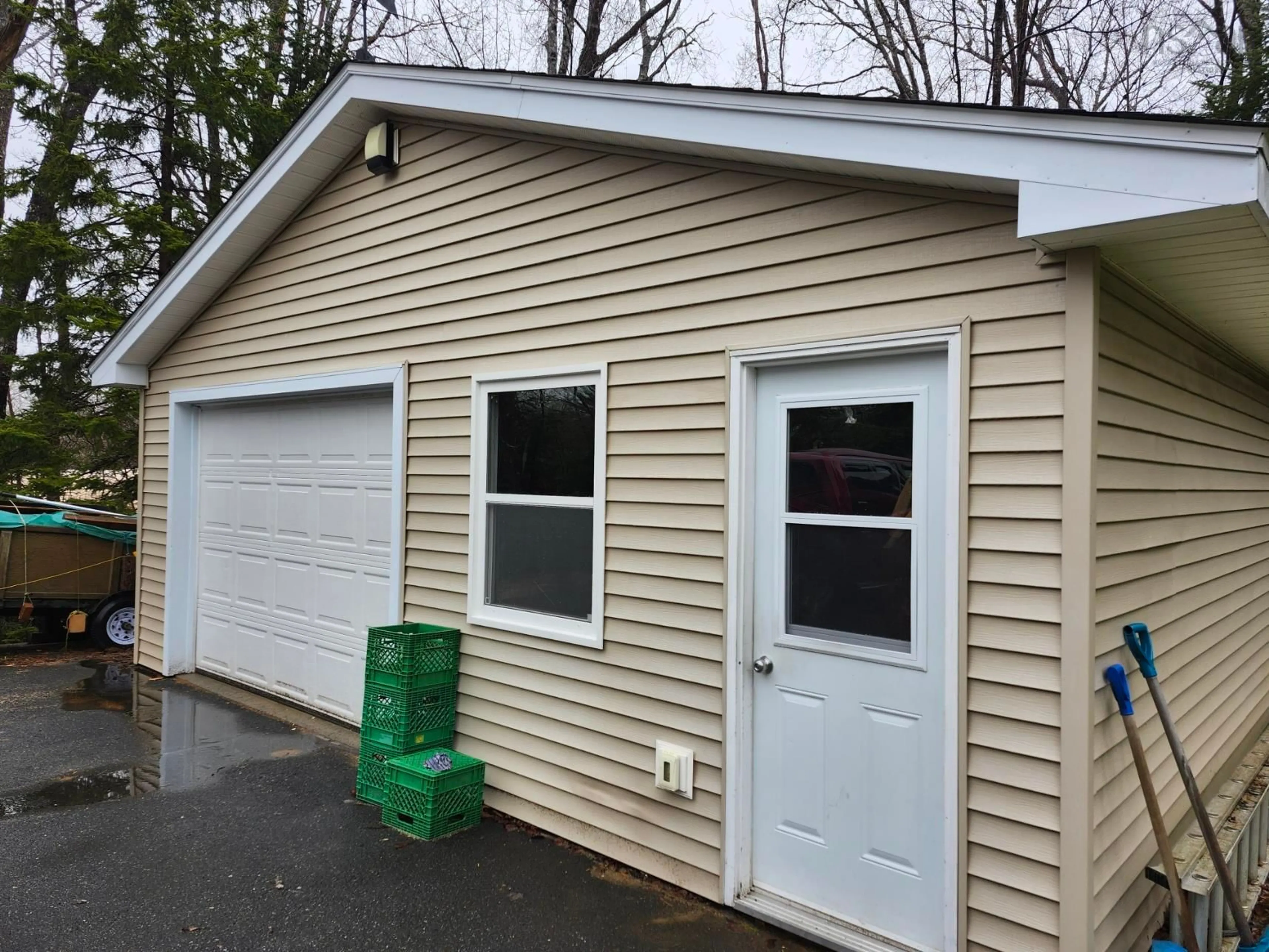 Indoor garage for 82 Holland Rd, Fletchers Lake Nova Scotia B2T 1A1