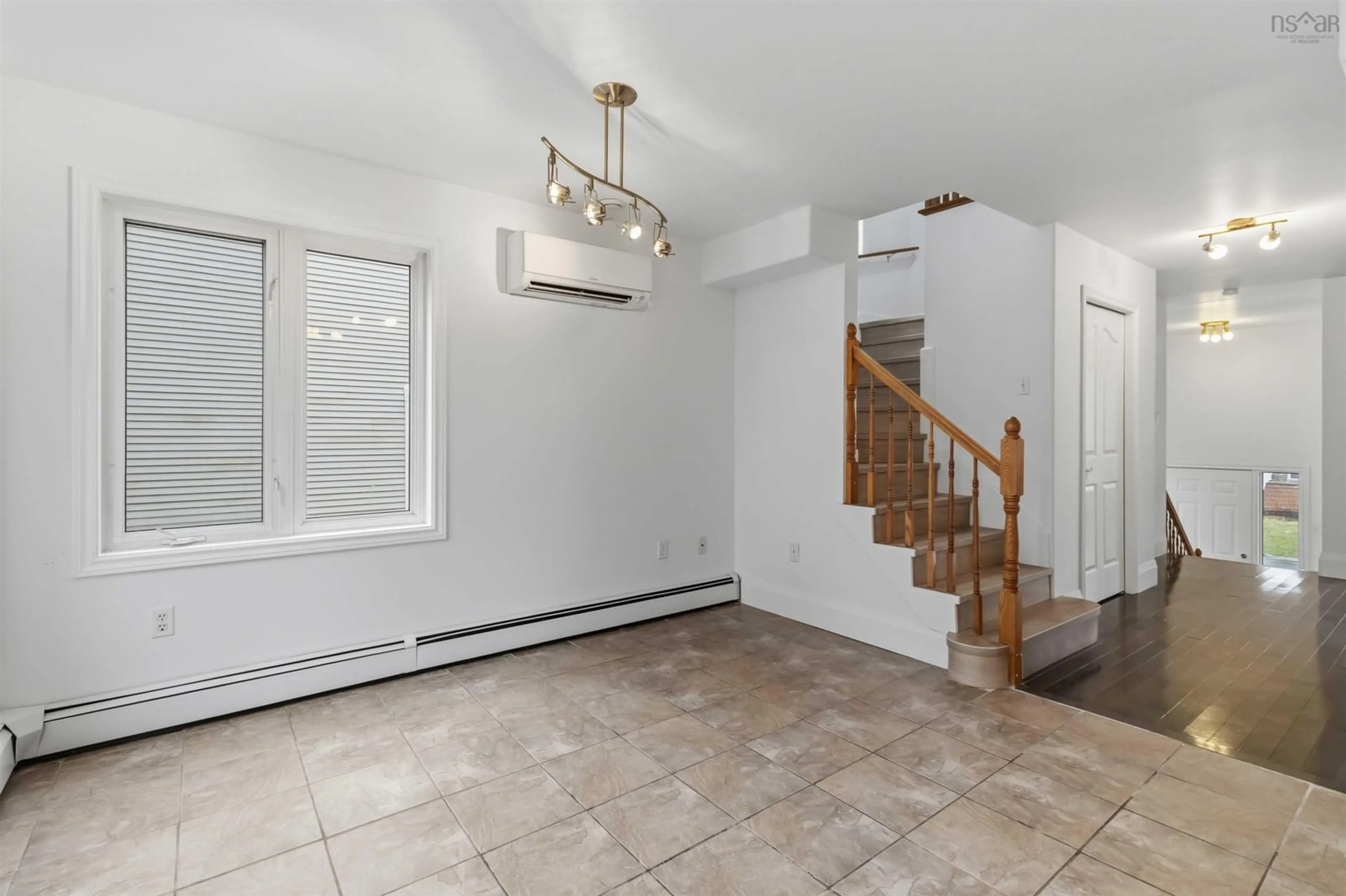 Unknown for 34 Wembley Pl, Clayton Park Nova Scotia B3S 1E6