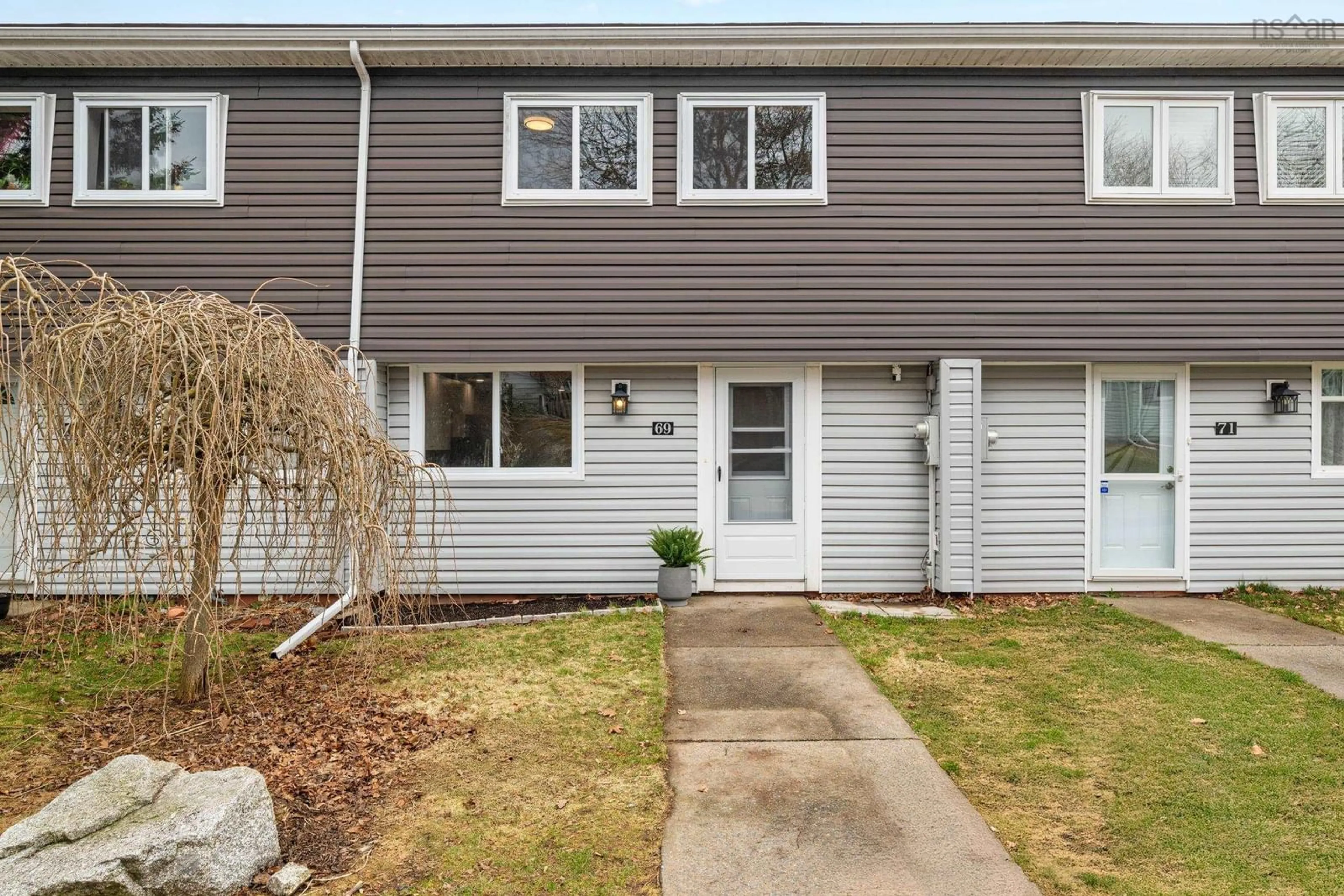 Home with vinyl exterior material, street for 69 Cavendish Rd, Halifax Nova Scotia B3P 2J6