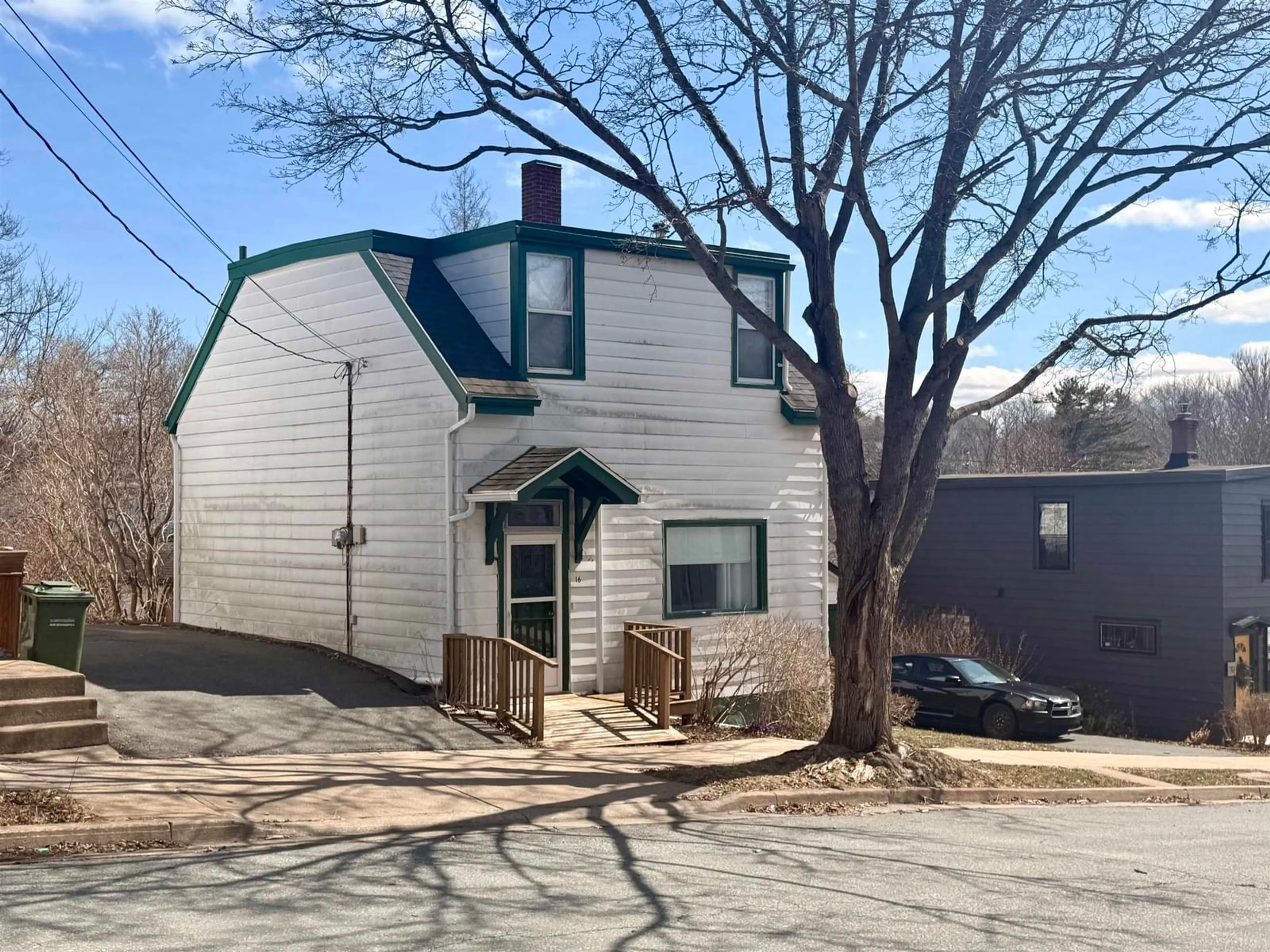 A pic from outside/outdoor area/front of a property/back of a property/a pic from drone, street for 327 Portland St, Dartmouth Nova Scotia B2Y 1K5