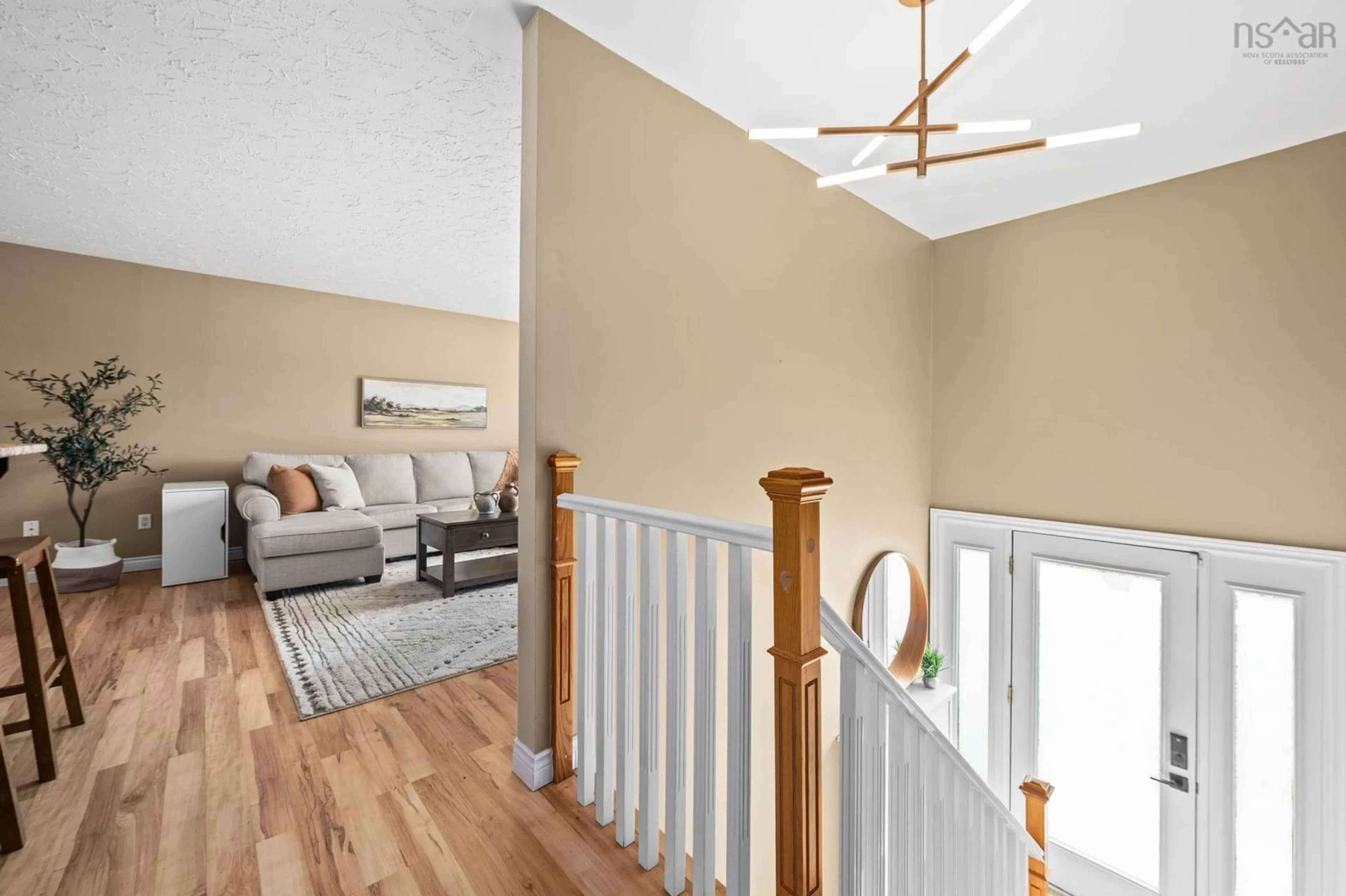 Indoor entryway for 43 Woodlawn Rd, Dartmouth Nova Scotia B2W 2R7