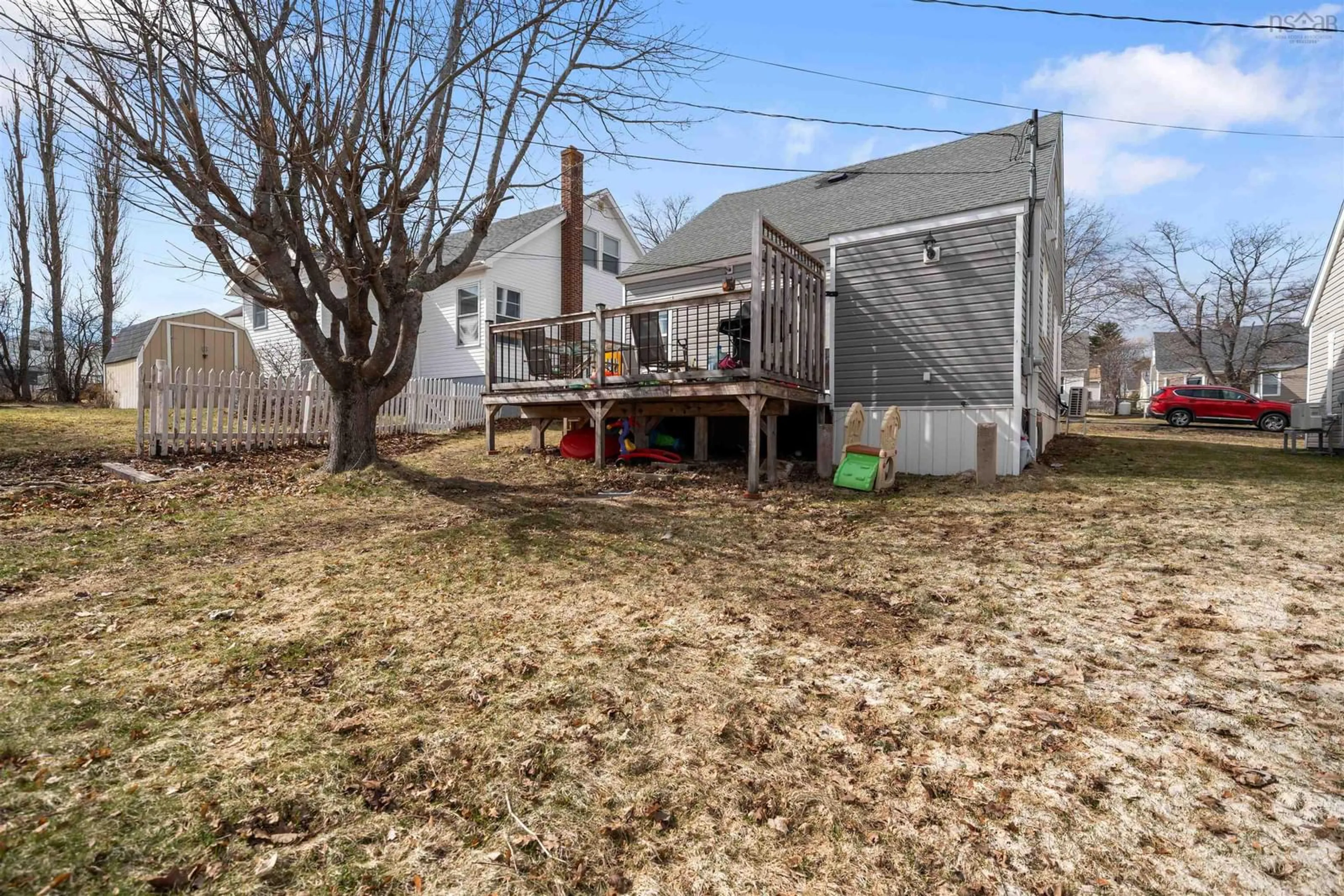 Patio, street for 99 Poplar St, Pictou Nova Scotia B0K 1H0