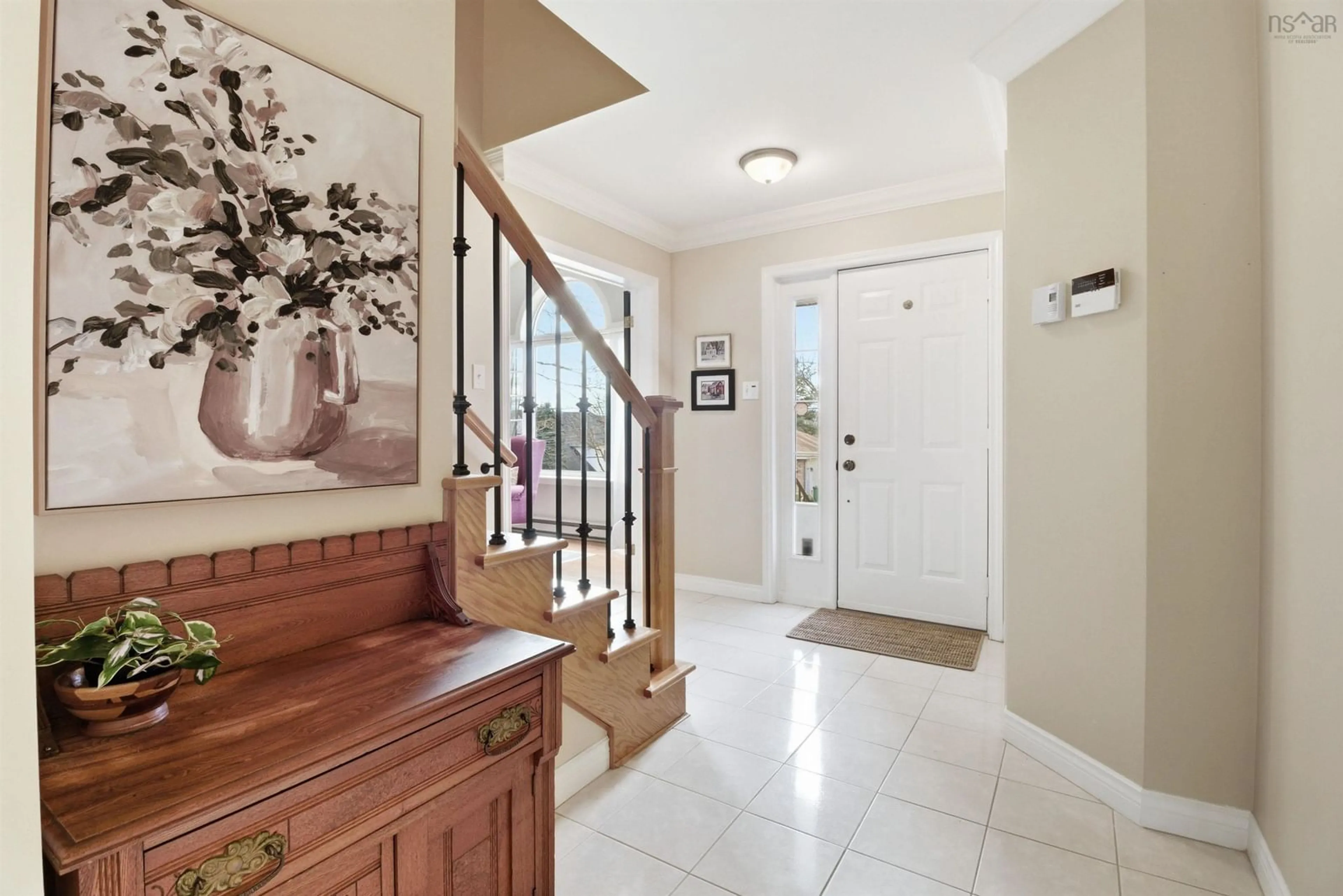 Indoor entryway for 270 Ridgevale Dr, Bedford Nova Scotia B4A 3Z3