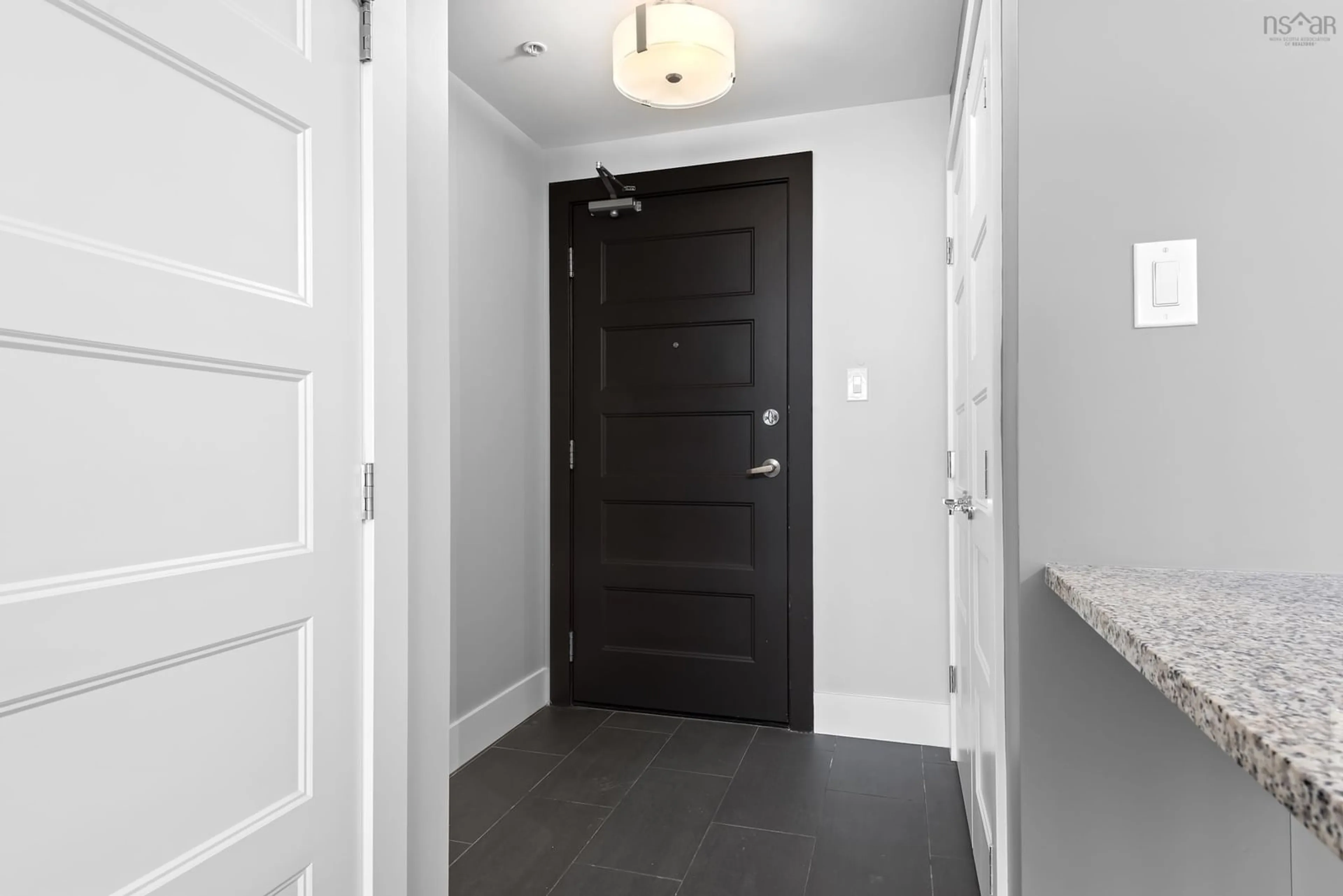 Indoor entryway for 15 Kings Wharf Pl #506, Dartmouth Nova Scotia B2Y 0C2
