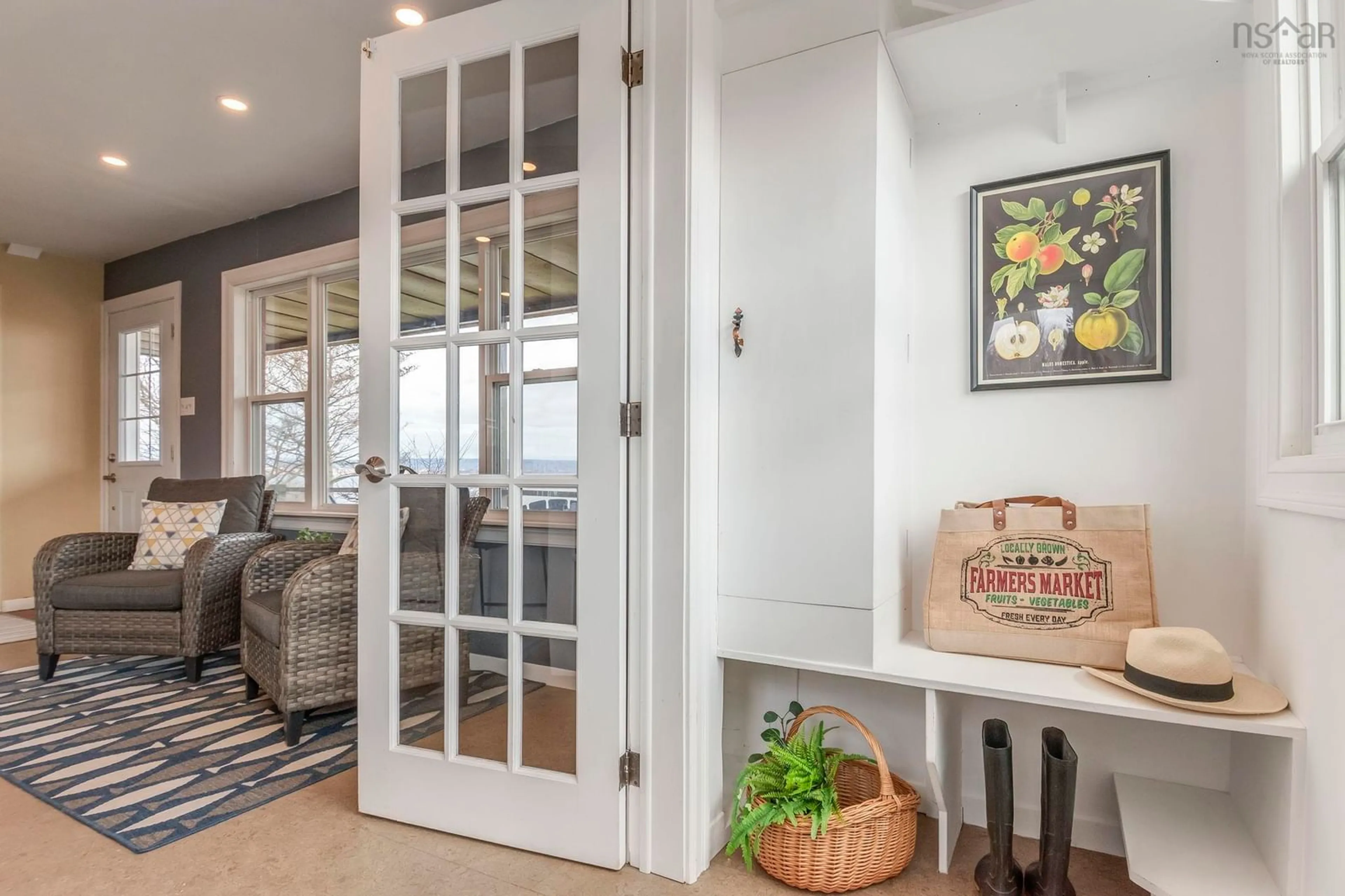 Indoor entryway for 102 Pheasant Rd, North Grand Pre Nova Scotia B0P 1M0