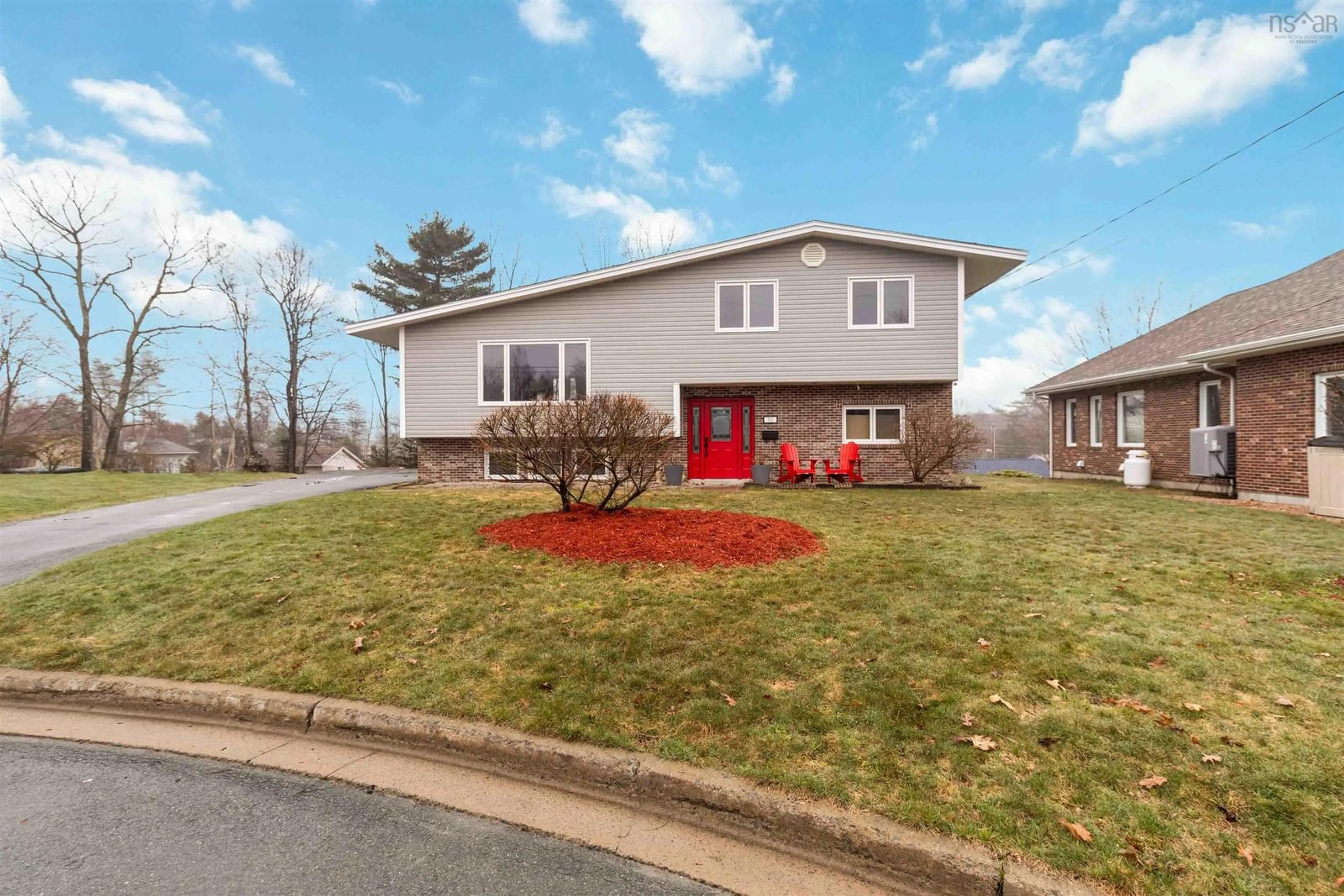 Home with vinyl exterior material, street for 52 Stoneridge Crt, Bridgewater Nova Scotia B4V 3T9