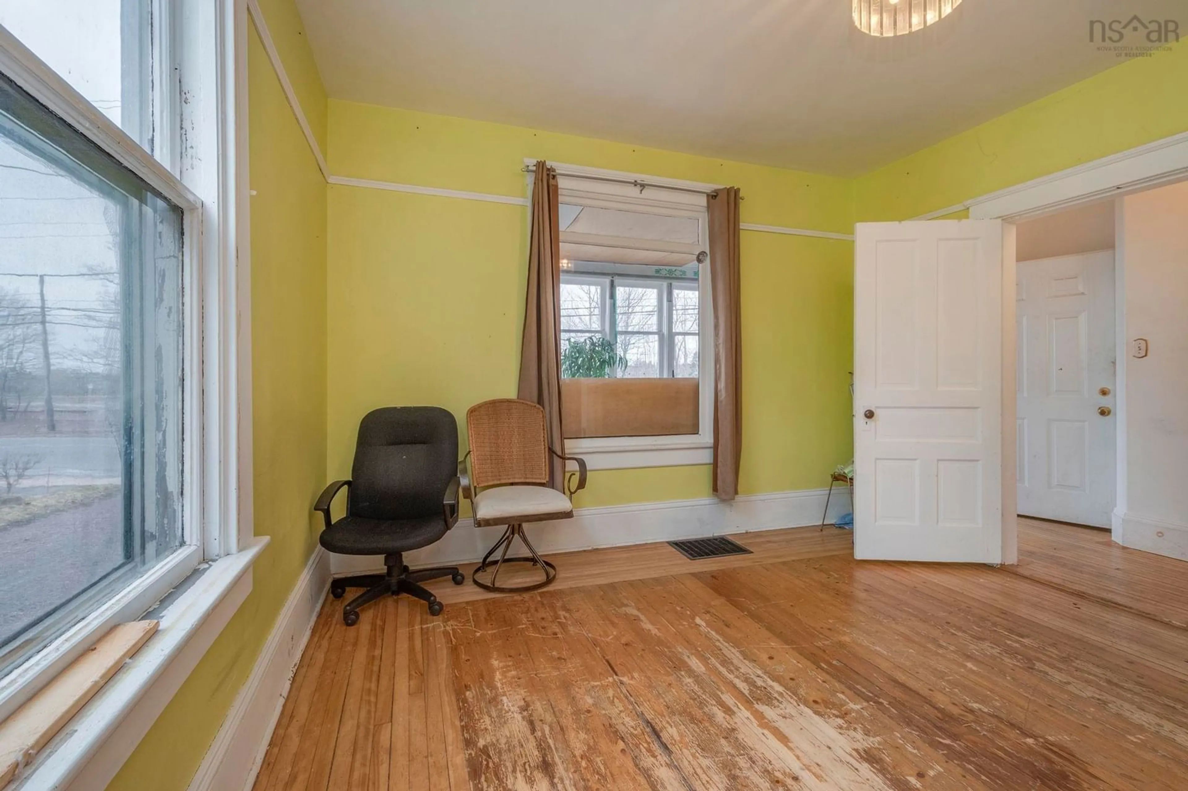 A pic of a room for 1132 Prince St, Truro Nova Scotia B2N 1J2