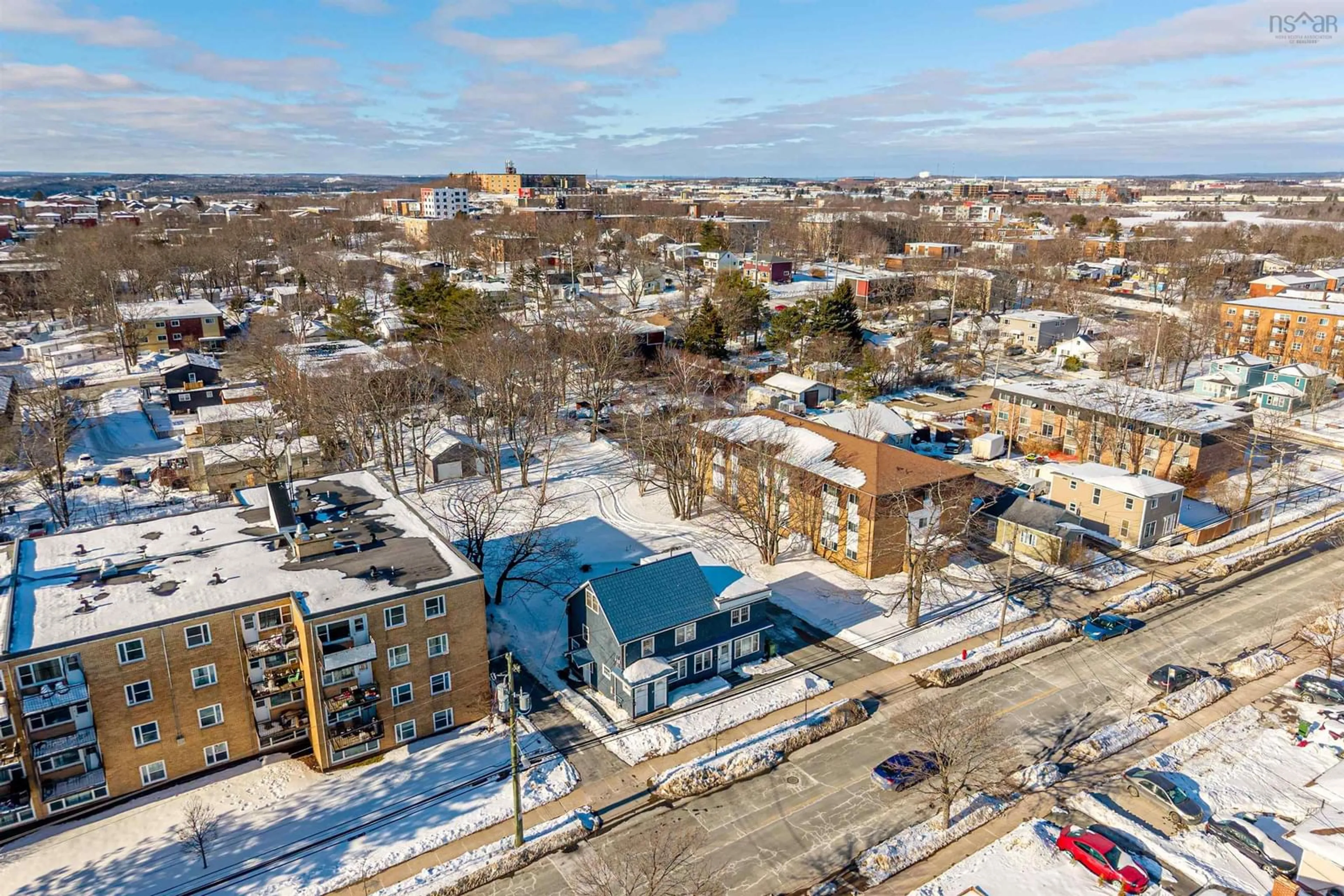 A pic from outside/outdoor area/front of a property/back of a property/a pic from drone, city buildings view from balcony for 153-157 Albro Lake Rd, Dartmouth Nova Scotia B3A 3Y7