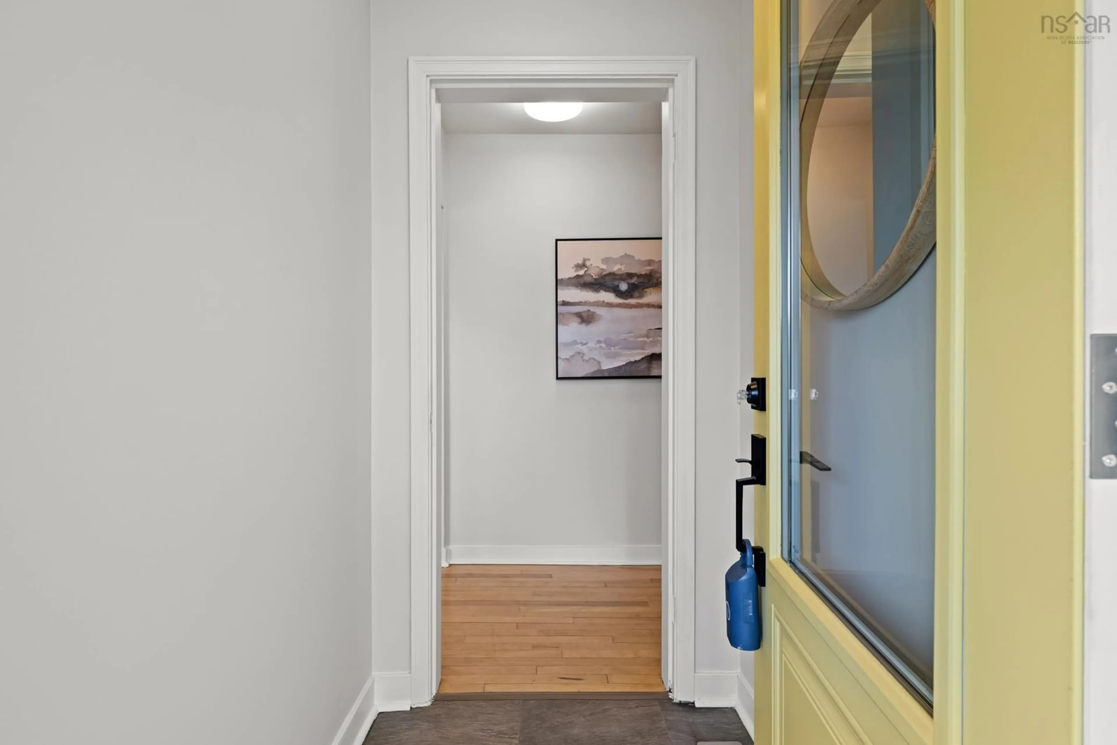 Indoor entryway for 13 Clifford Dr, Dartmouth Nova Scotia B2W 1T7