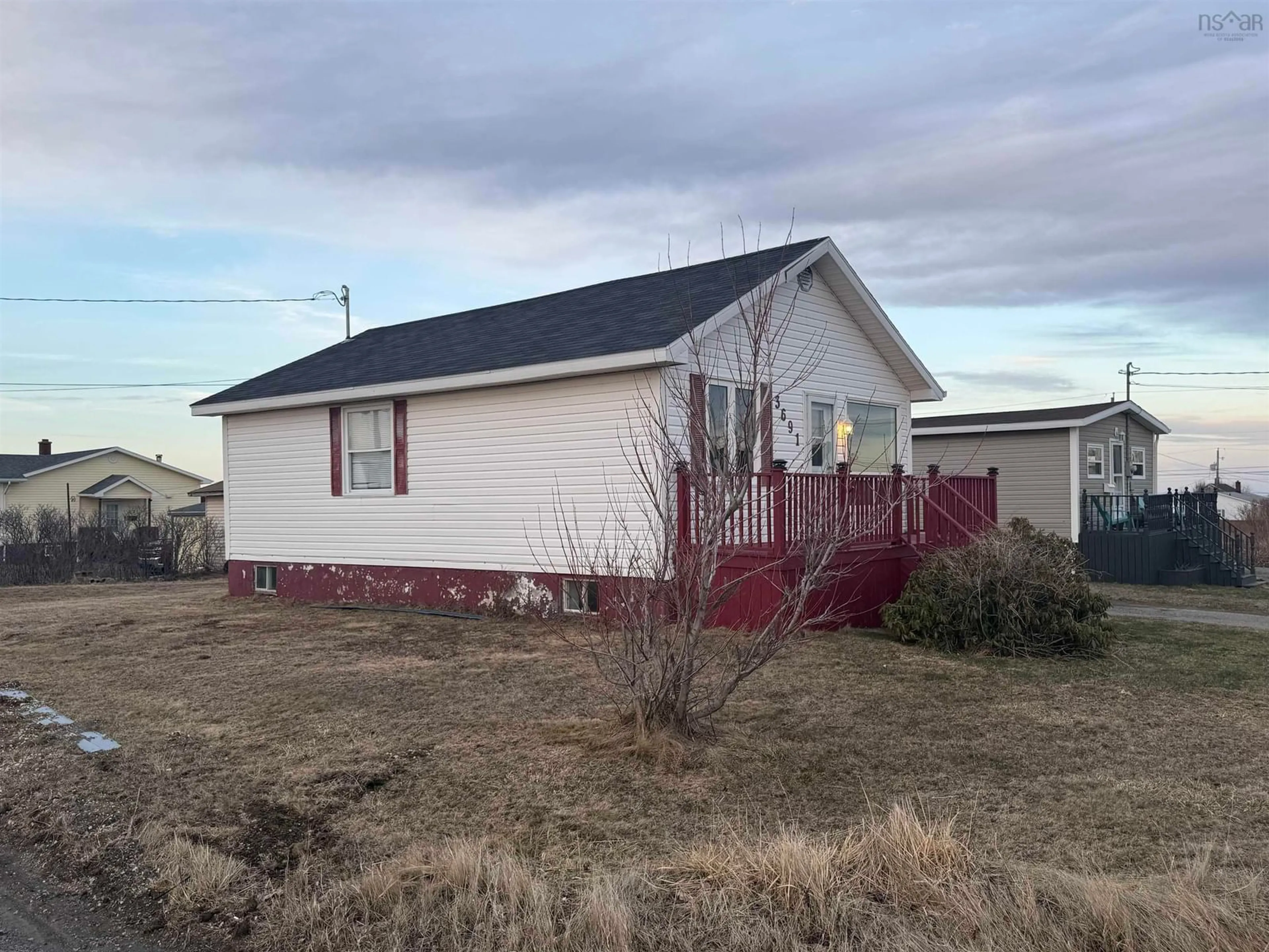 Home with vinyl exterior material, unknown for 3691 Ocean Ave, New Waterford Nova Scotia B1H 2S5
