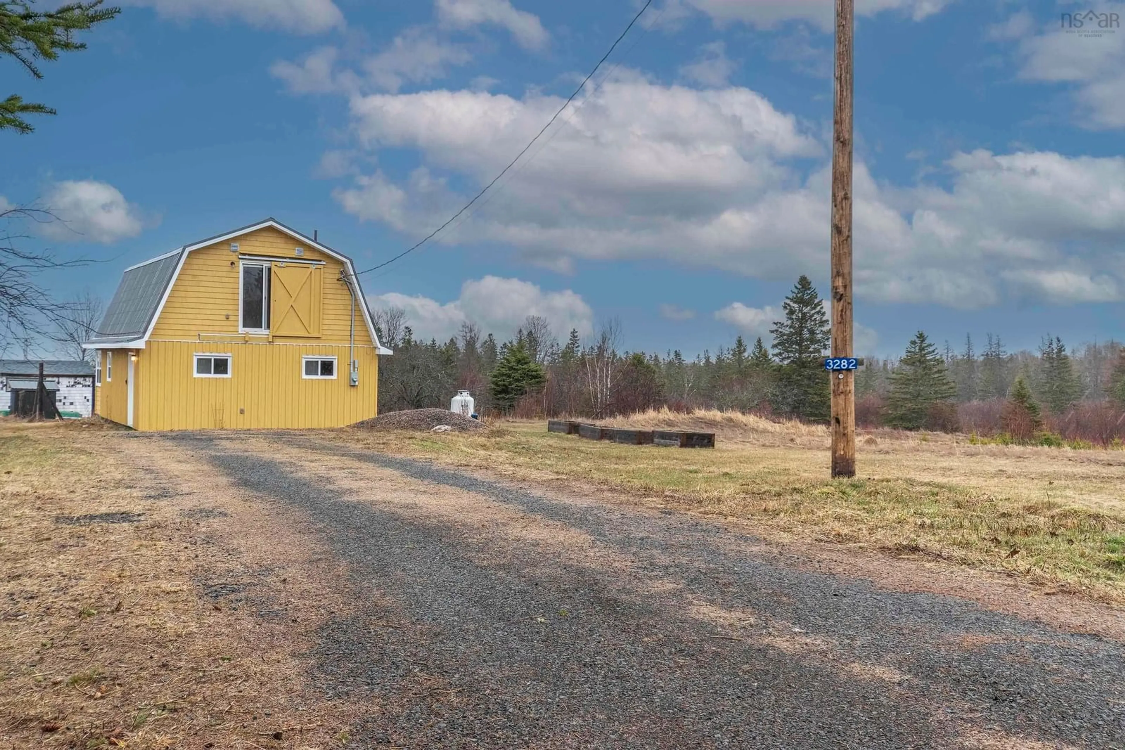 Shed for 3282 359 Hwy, Halls Harbour Nova Scotia B0P 1J0