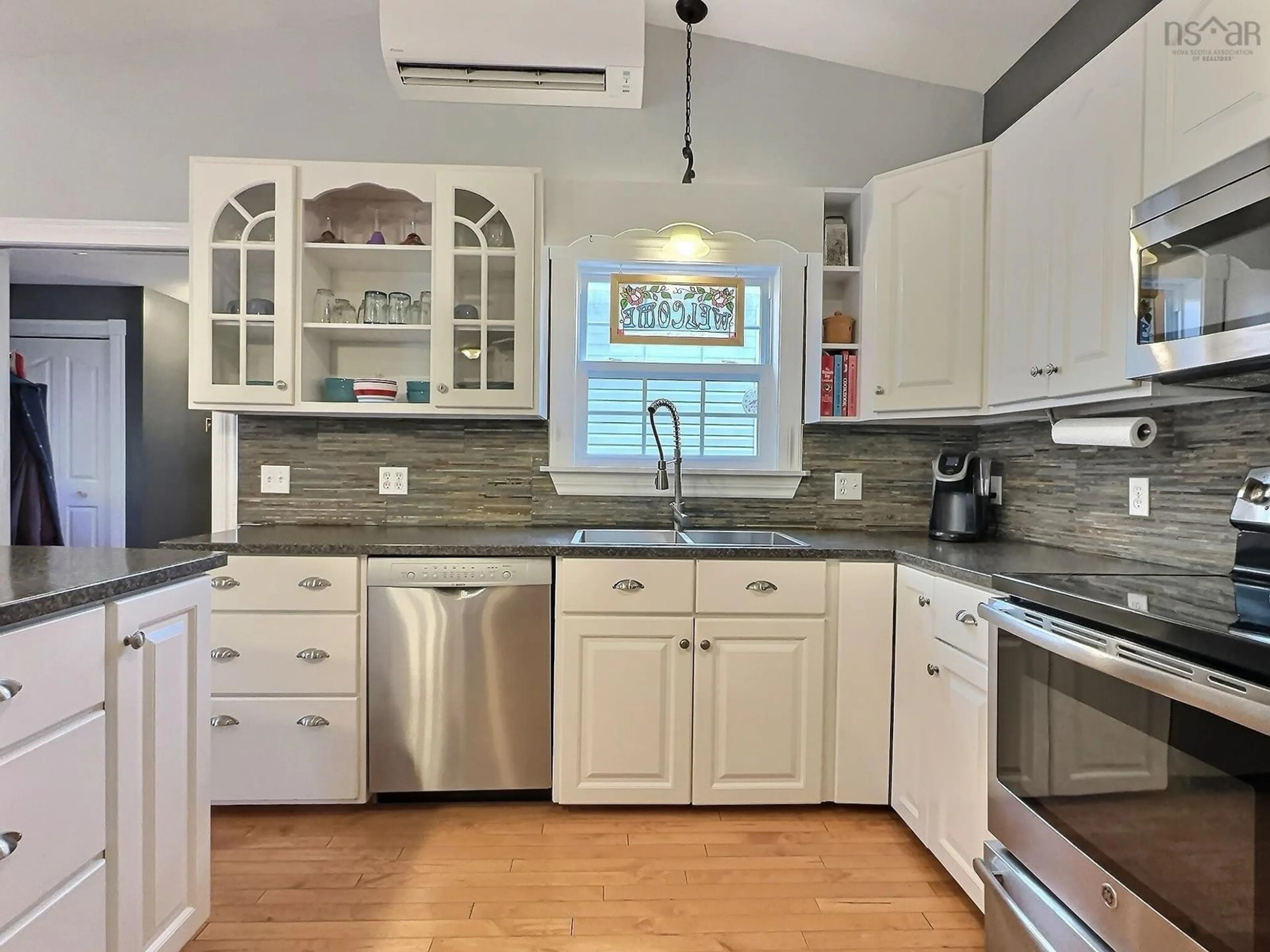Open concept kitchen, ceramic/tile floor for 10758 2 Hwy, Masstown Nova Scotia B0M 1G0
