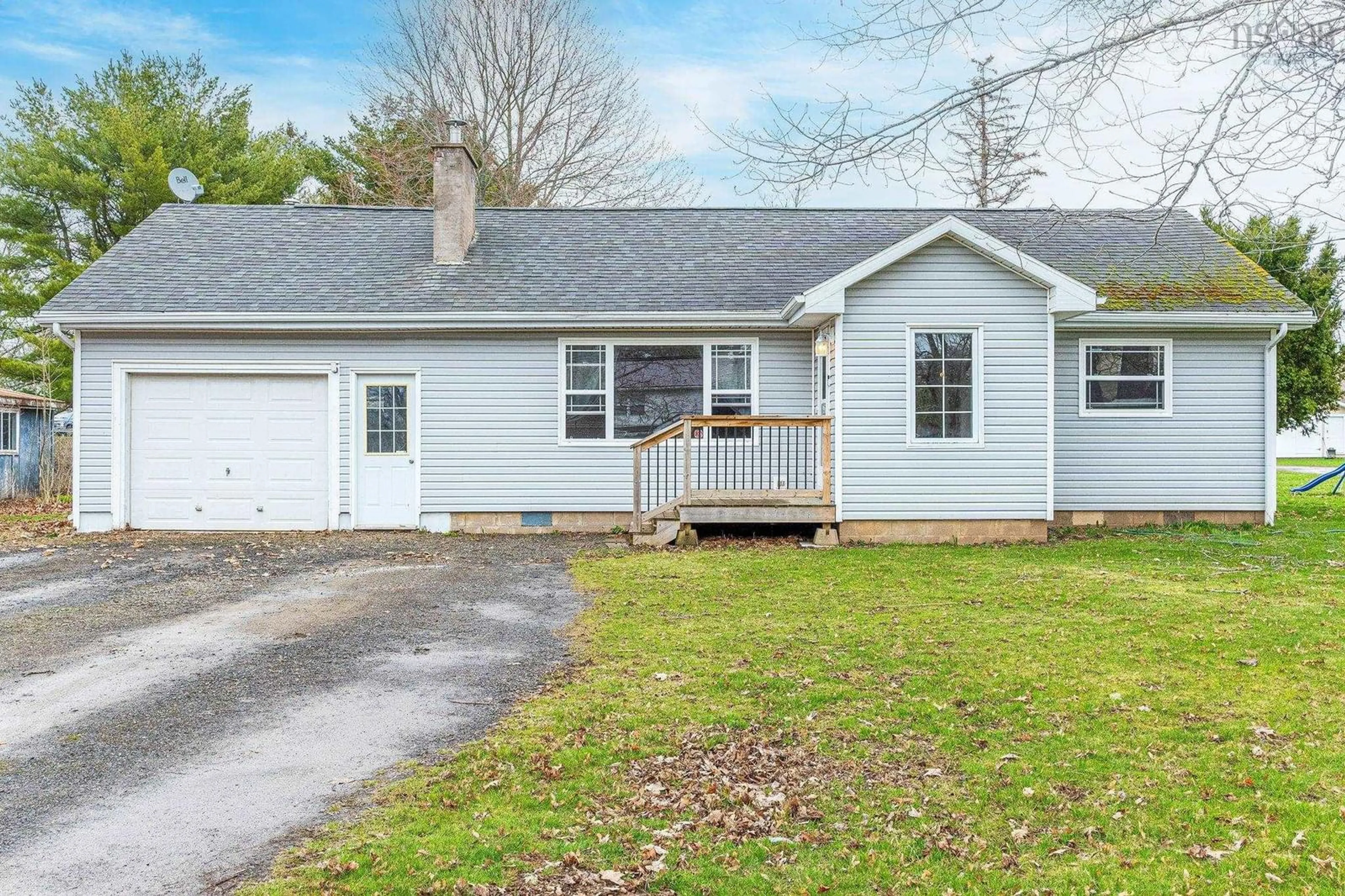 Home with vinyl exterior material, street for 88 Lawrencetown Lane, Lawrencetown Nova Scotia B0S 1M0