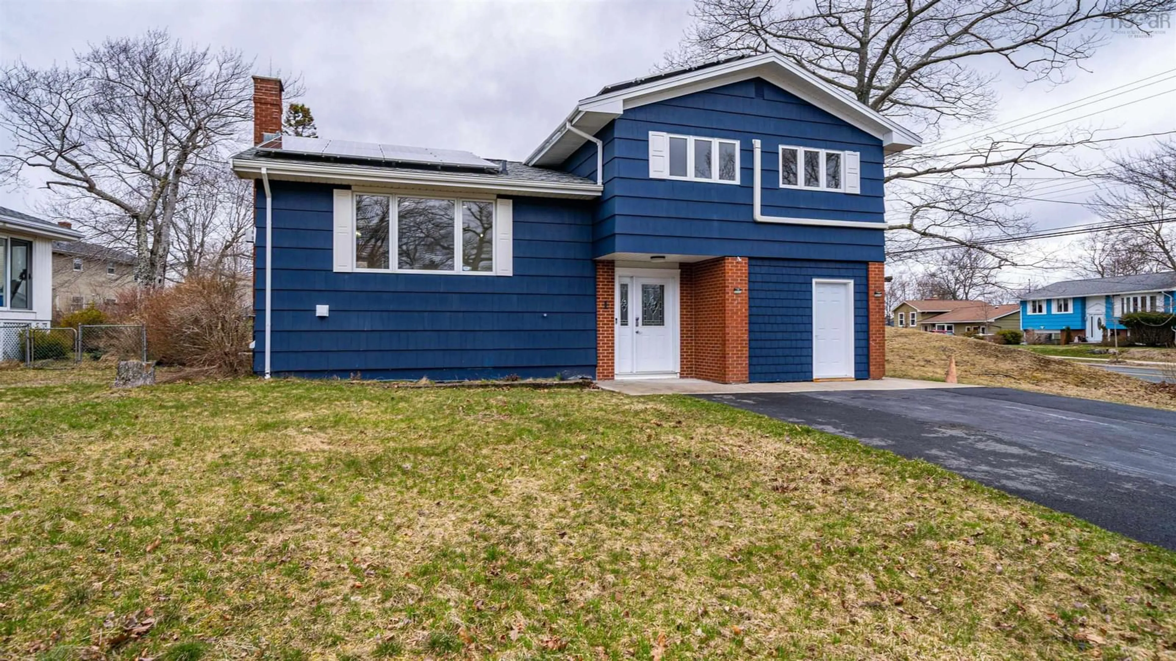 Home with vinyl exterior material, street for 1 Kingfisher Cres, Rockingham Nova Scotia B3M 3B1