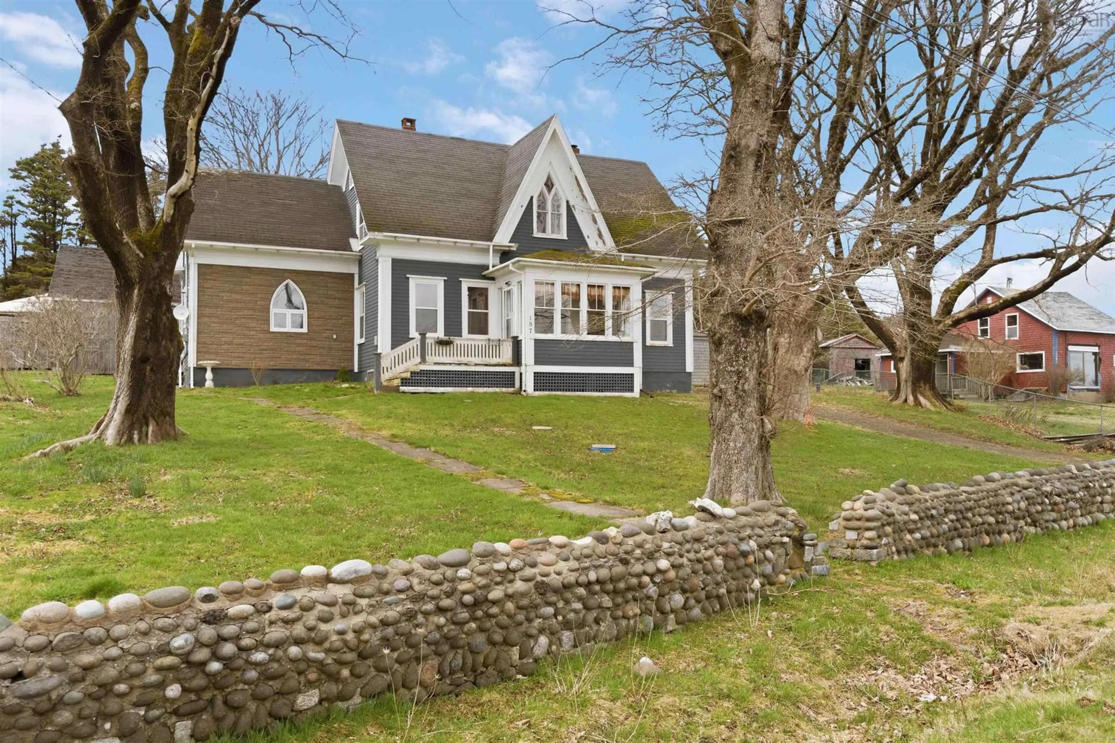 A pic from outside/outdoor area/front of a property/back of a property/a pic from drone, street for 187 Water St, Freeport Nova Scotia B0V 1B0