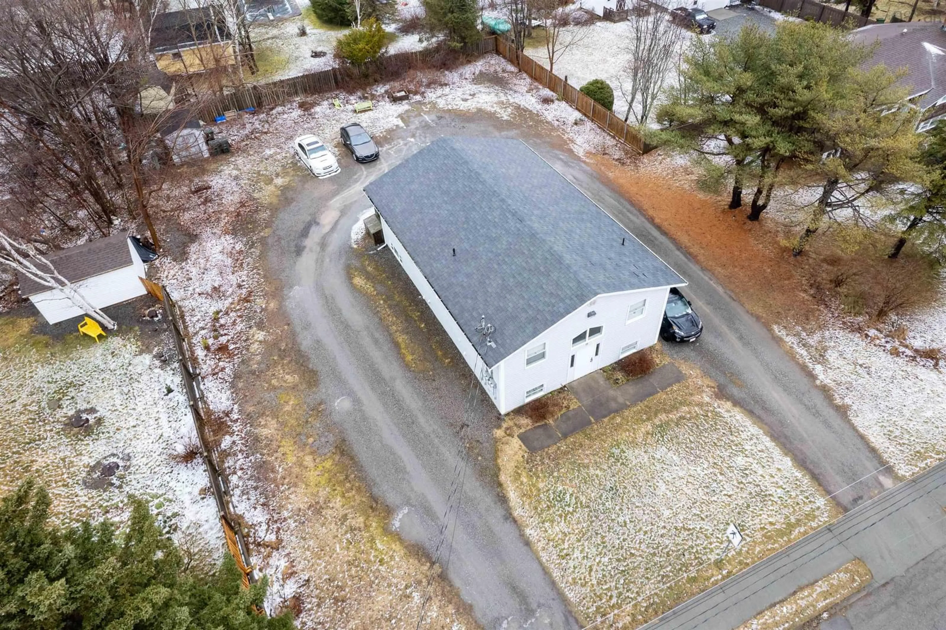 A pic from outside/outdoor area/front of a property/back of a property/a pic from drone, building for 29 Quilty Ave, North Sydney Nova Scotia B2A 3P9