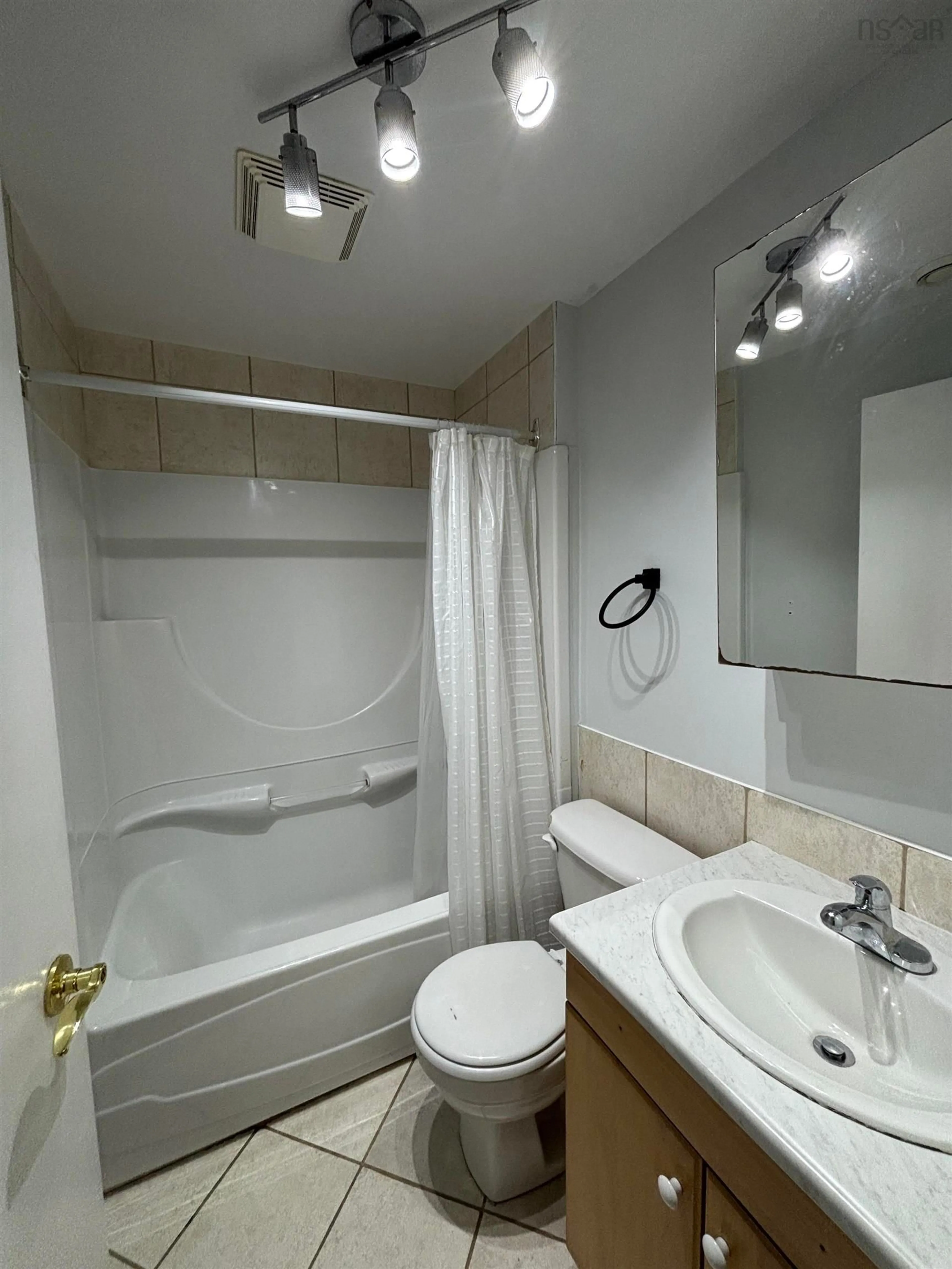 Standard bathroom, unknown for 16 Xavier Dr, Antigonish Nova Scotia B2G 1G6