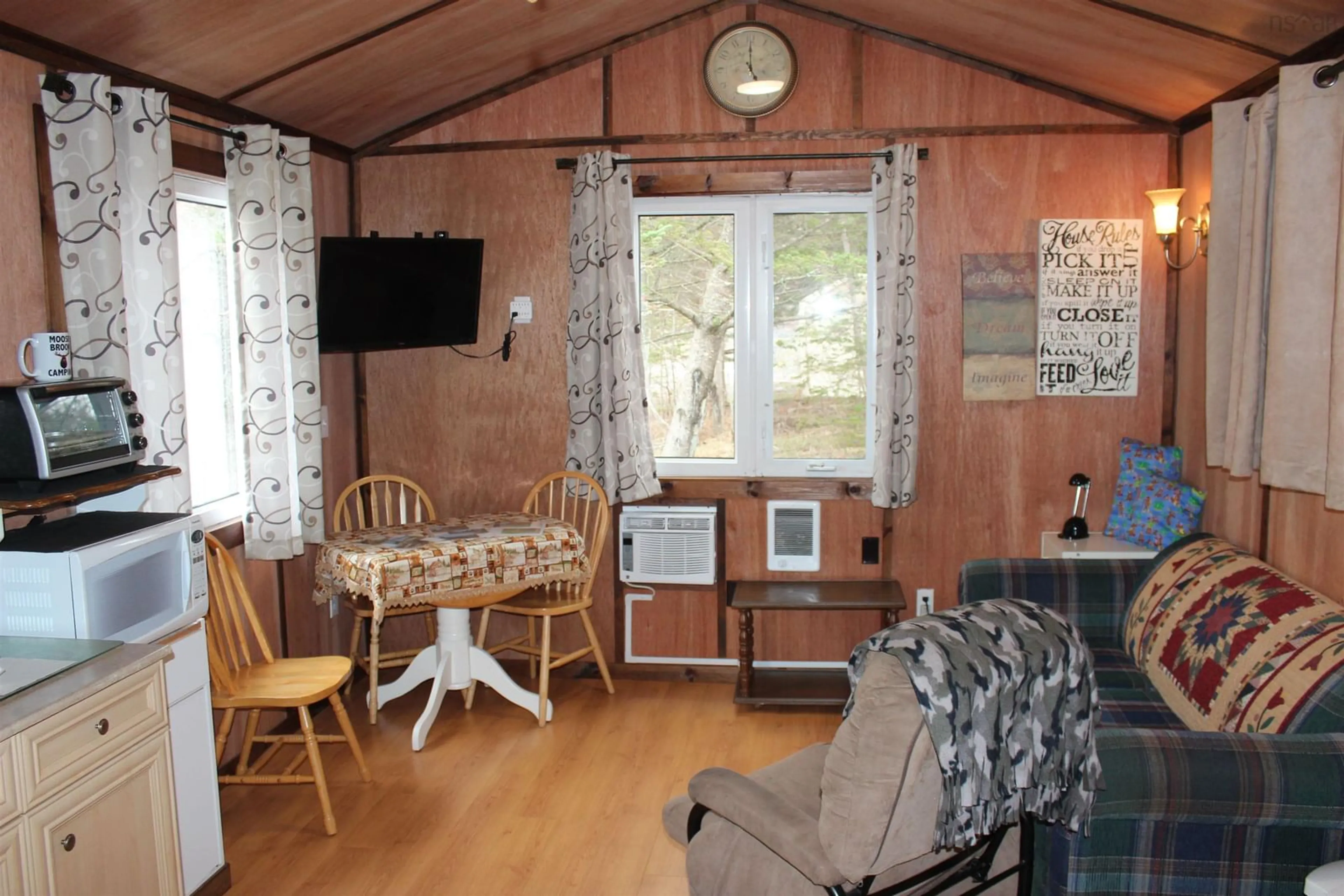 A pic of a room for 2844 Highway 215 Moose Brook Hwy, East Hants Nova Scotia B0N 2R0