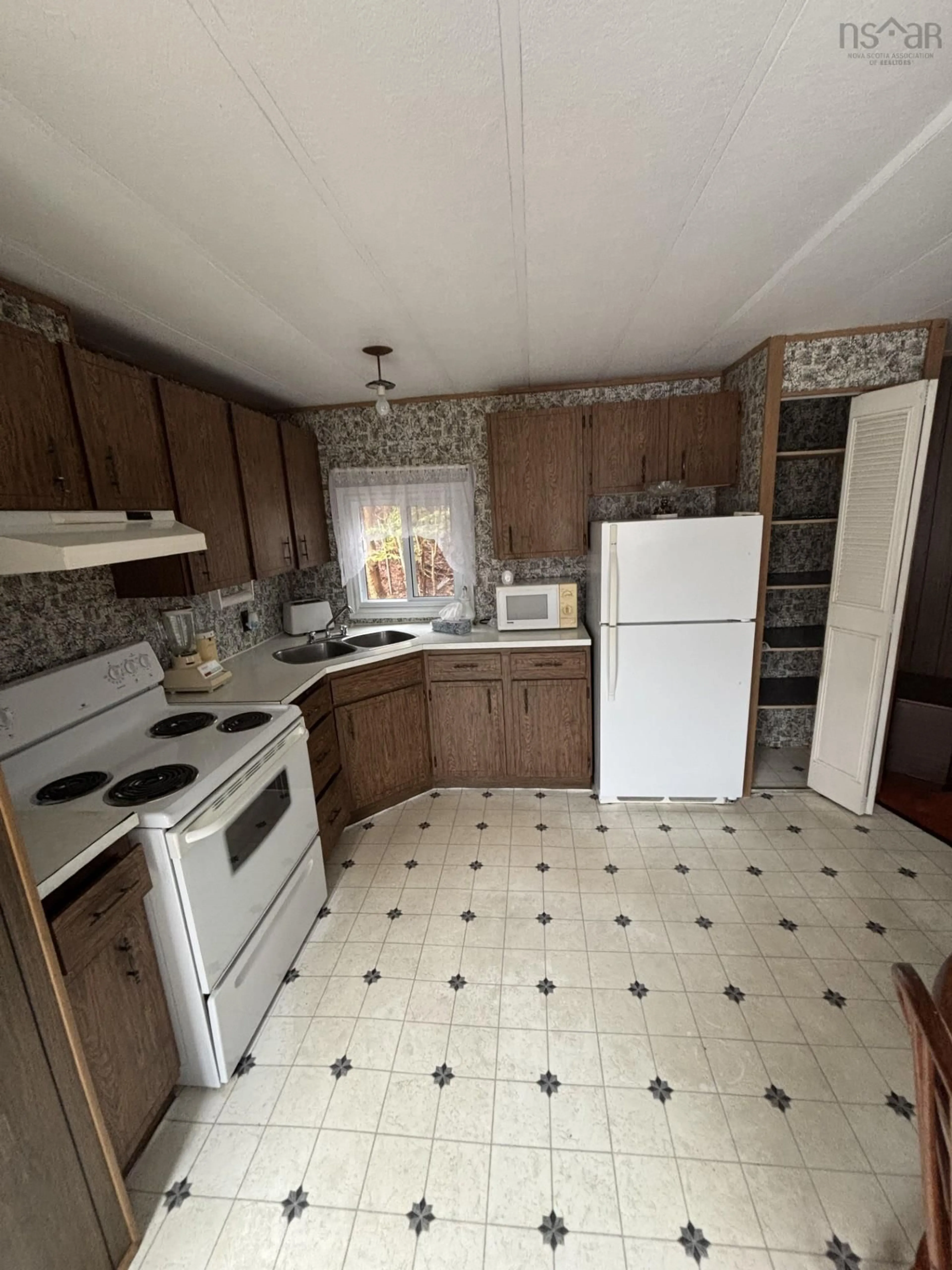Standard kitchen, unknown for 949 Old Route 5 Rd, Millville Nova Scotia B1X 1Y6