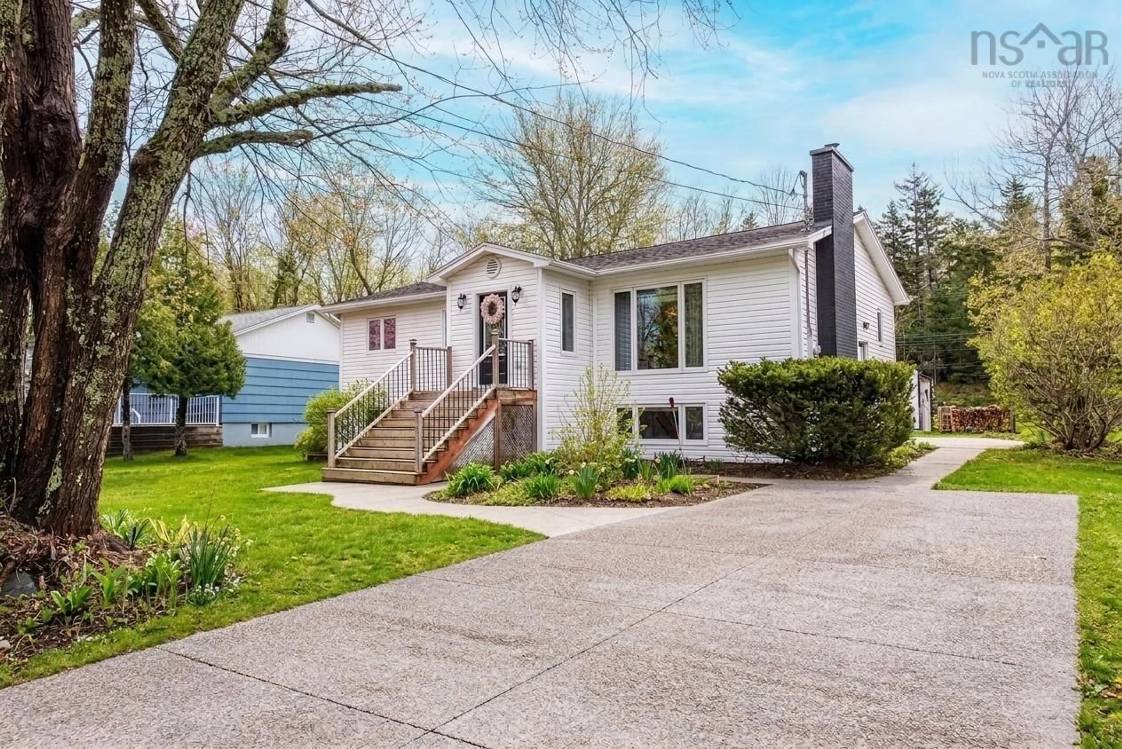 Home with vinyl exterior material, street for 39 Fletcher Dr, Fall River Nova Scotia B2T 1J2